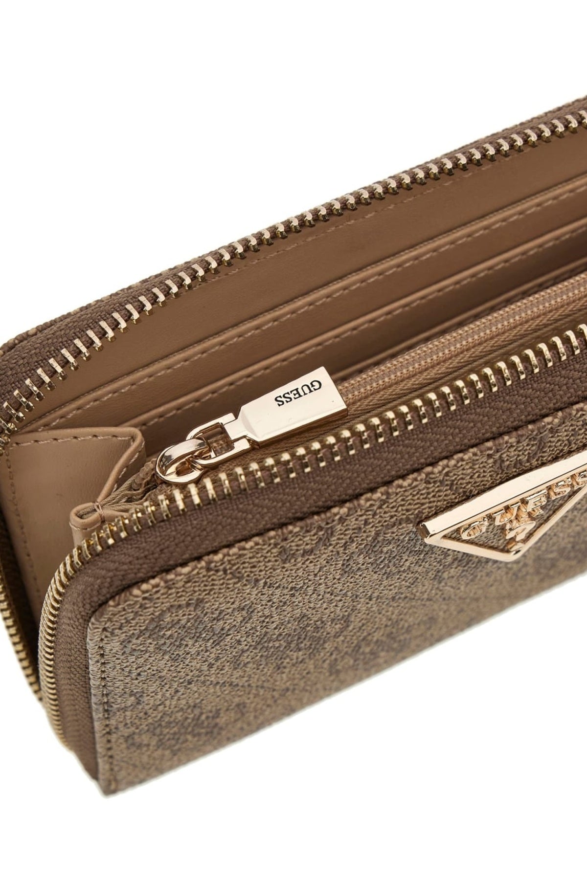 GUESS SWSG en color MARRON (3)