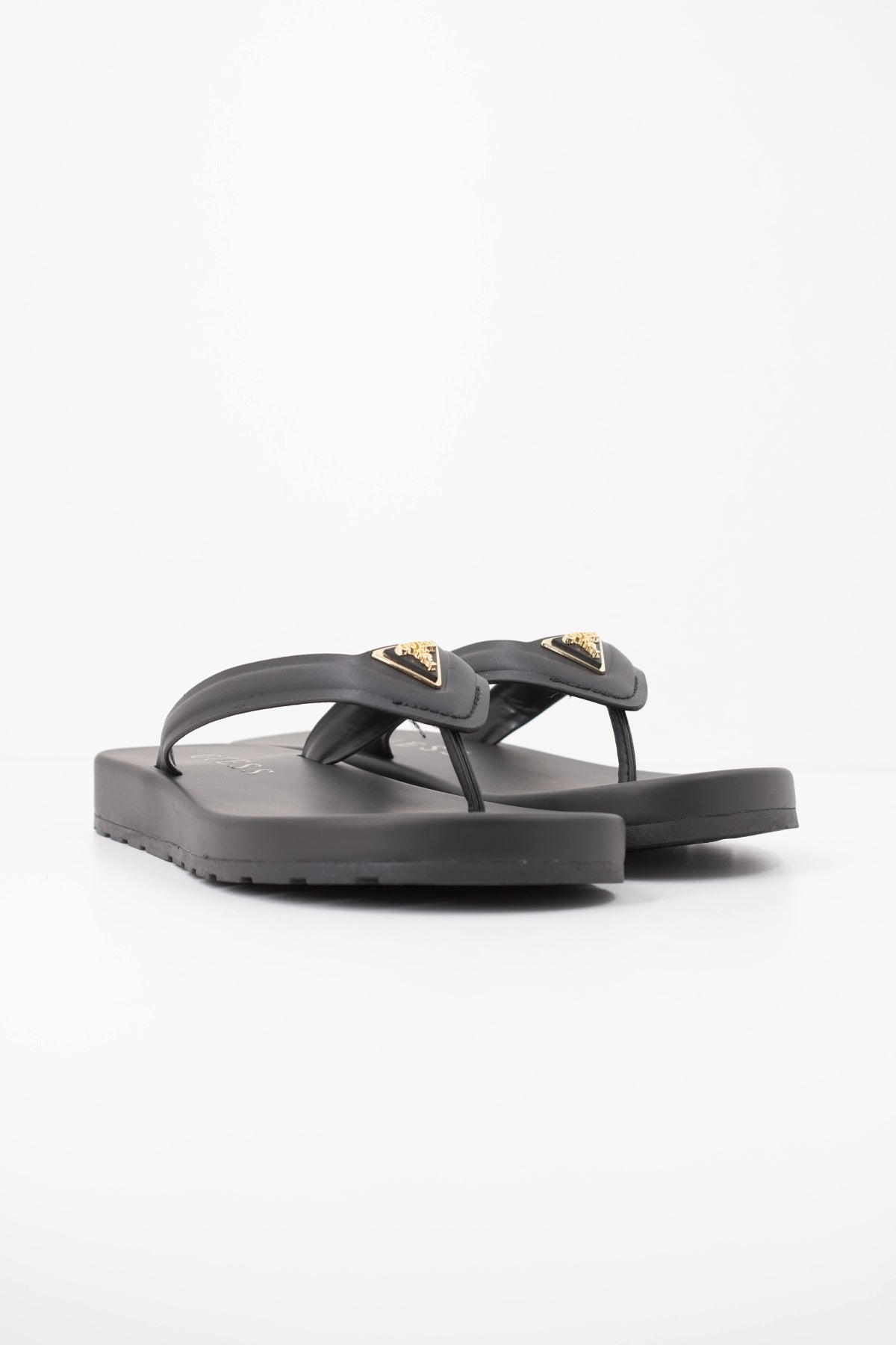 GUESS FLJCNY ELE en color NEGRO (2)
