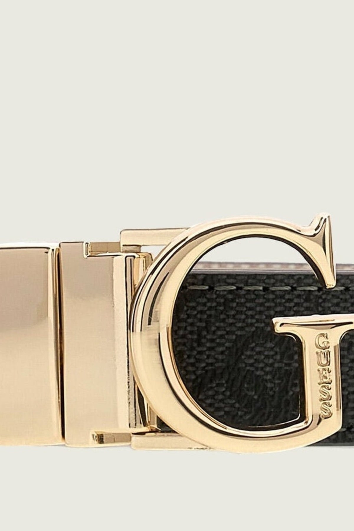 GUESS BW P LINDSEY REV NT ADJ H en color (3)