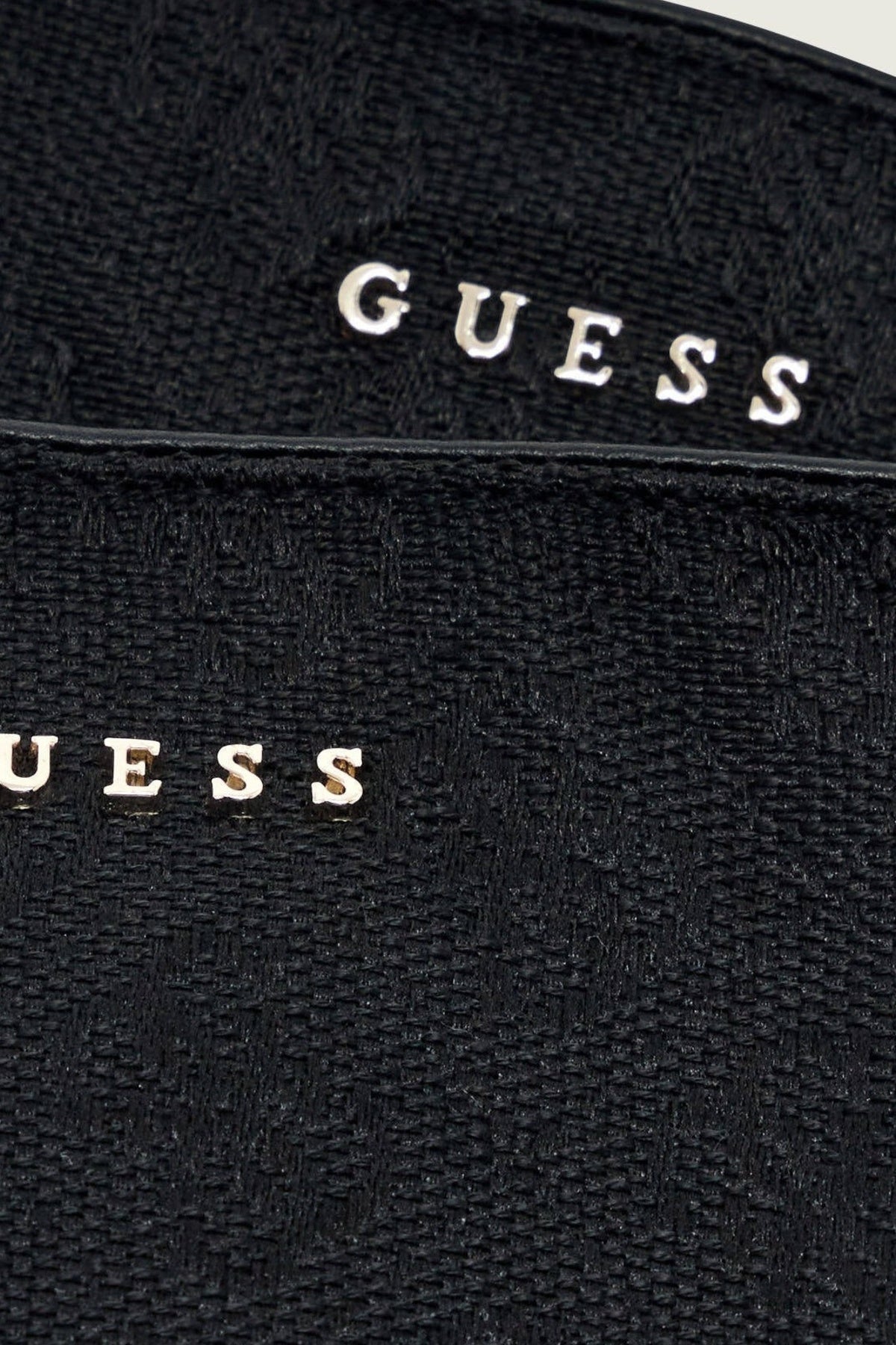GUESS AW POL NOELLE II JACQUARD GLO en color NEGRO (3)