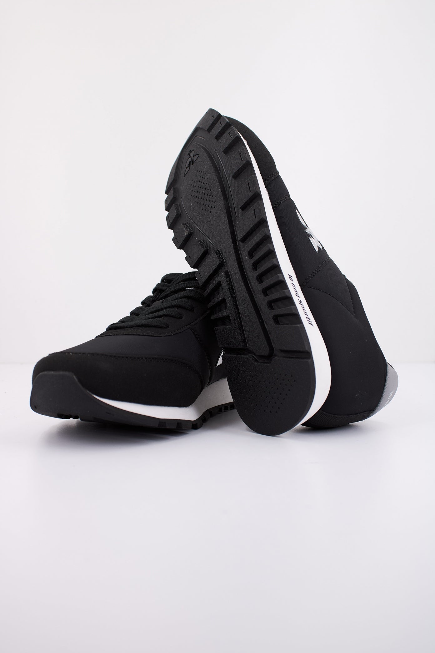 LE COQ SPORTIF RACERONE_ en color NEGRO (4)