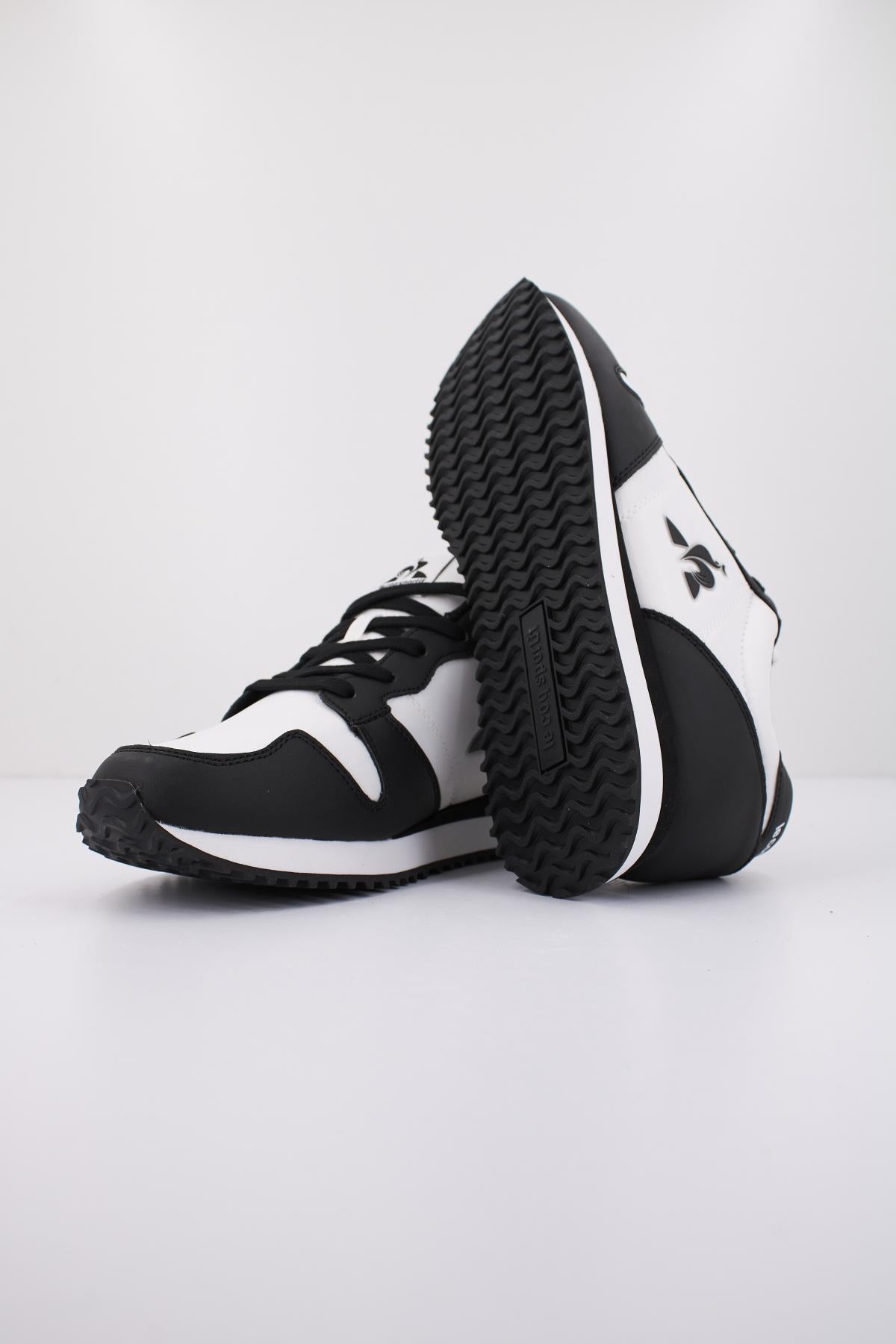LE COQ SPORTIF PLATINIUM_ en color NEGRO (4)