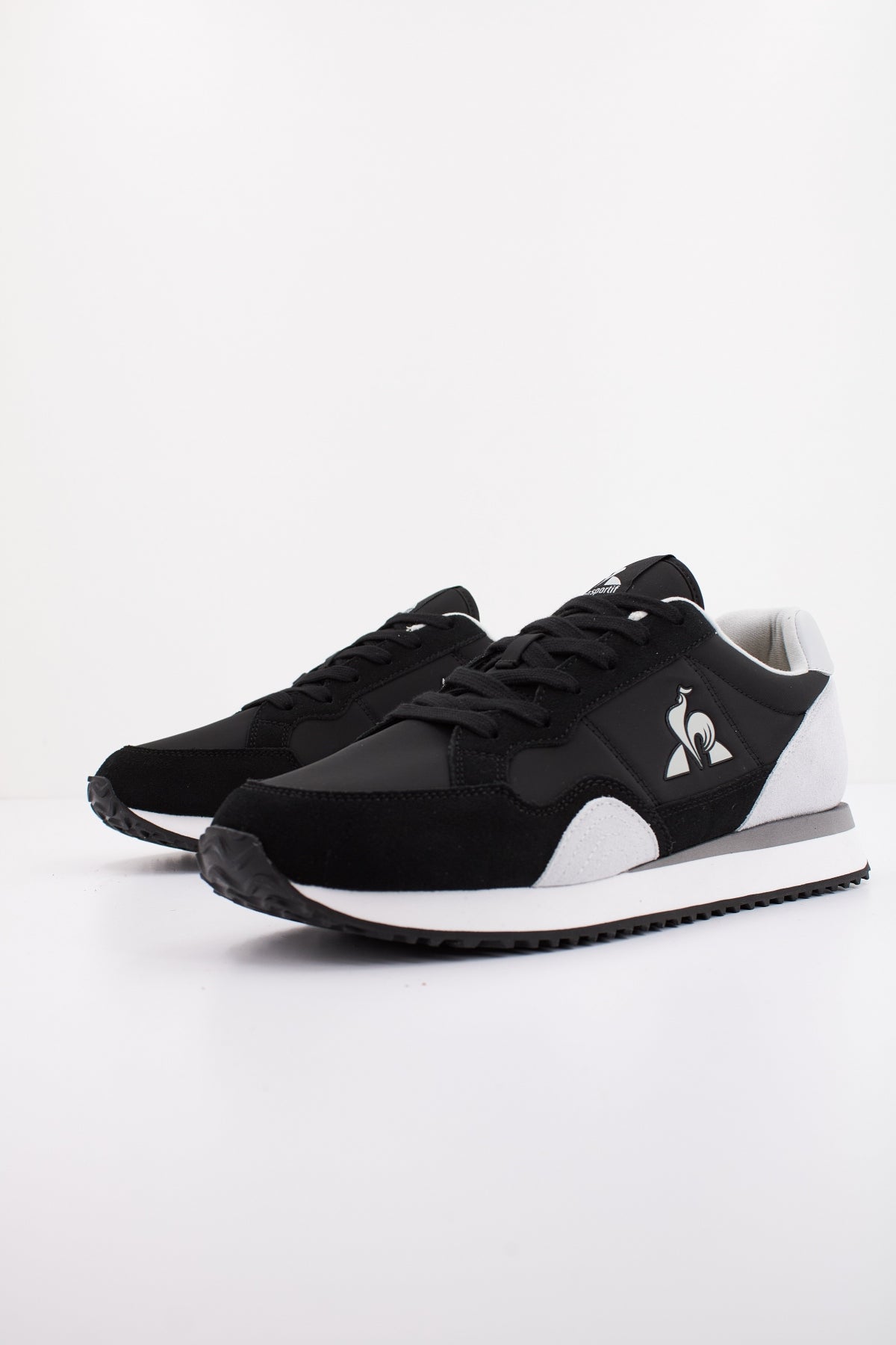 LE COQ SPORTIF L en color NEGRO (2)