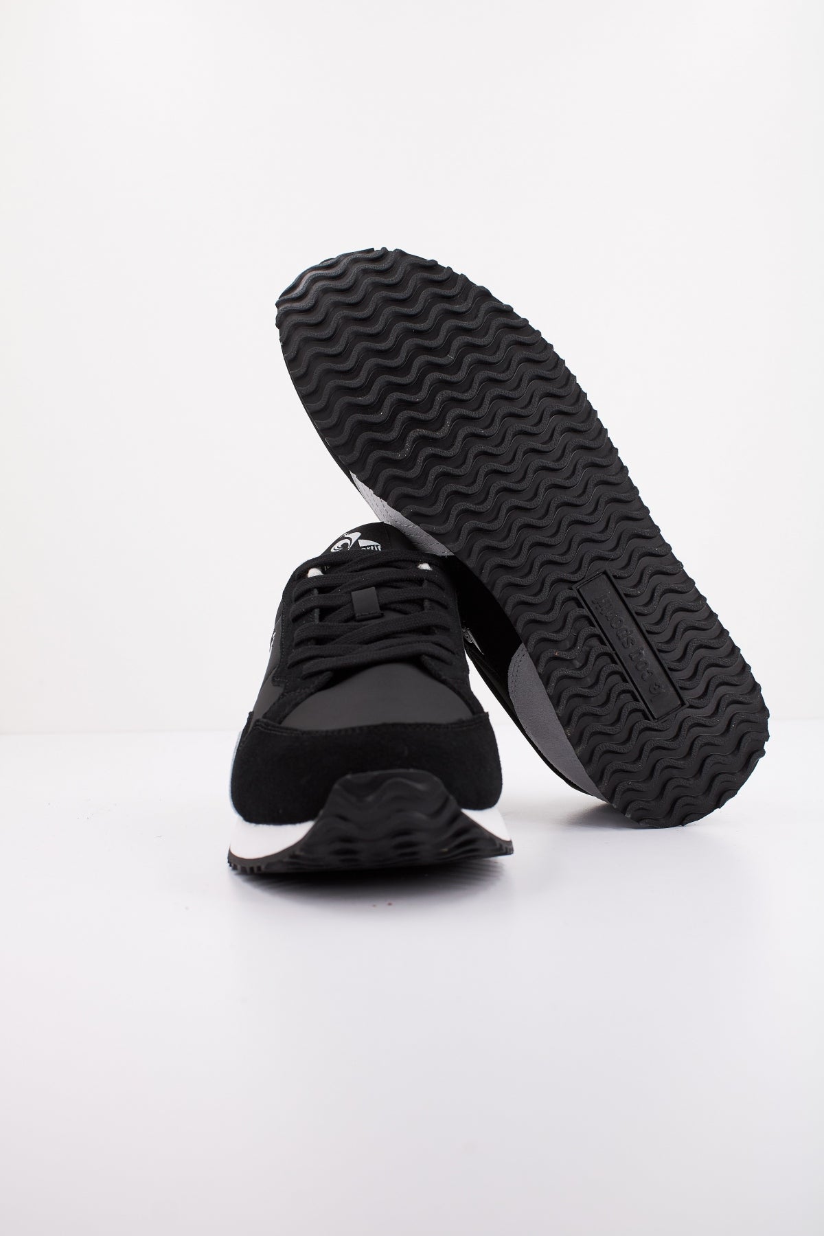 LE COQ SPORTIF L en color NEGRO (4)