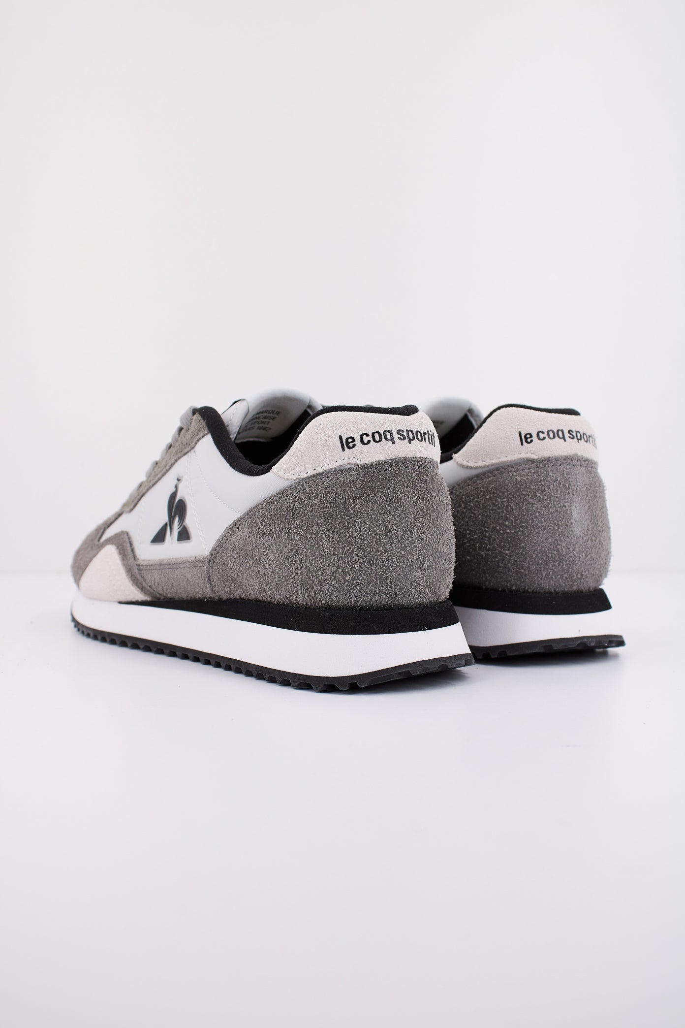 LE COQ SPORTIF JET STAR_ en color GRIS (3)