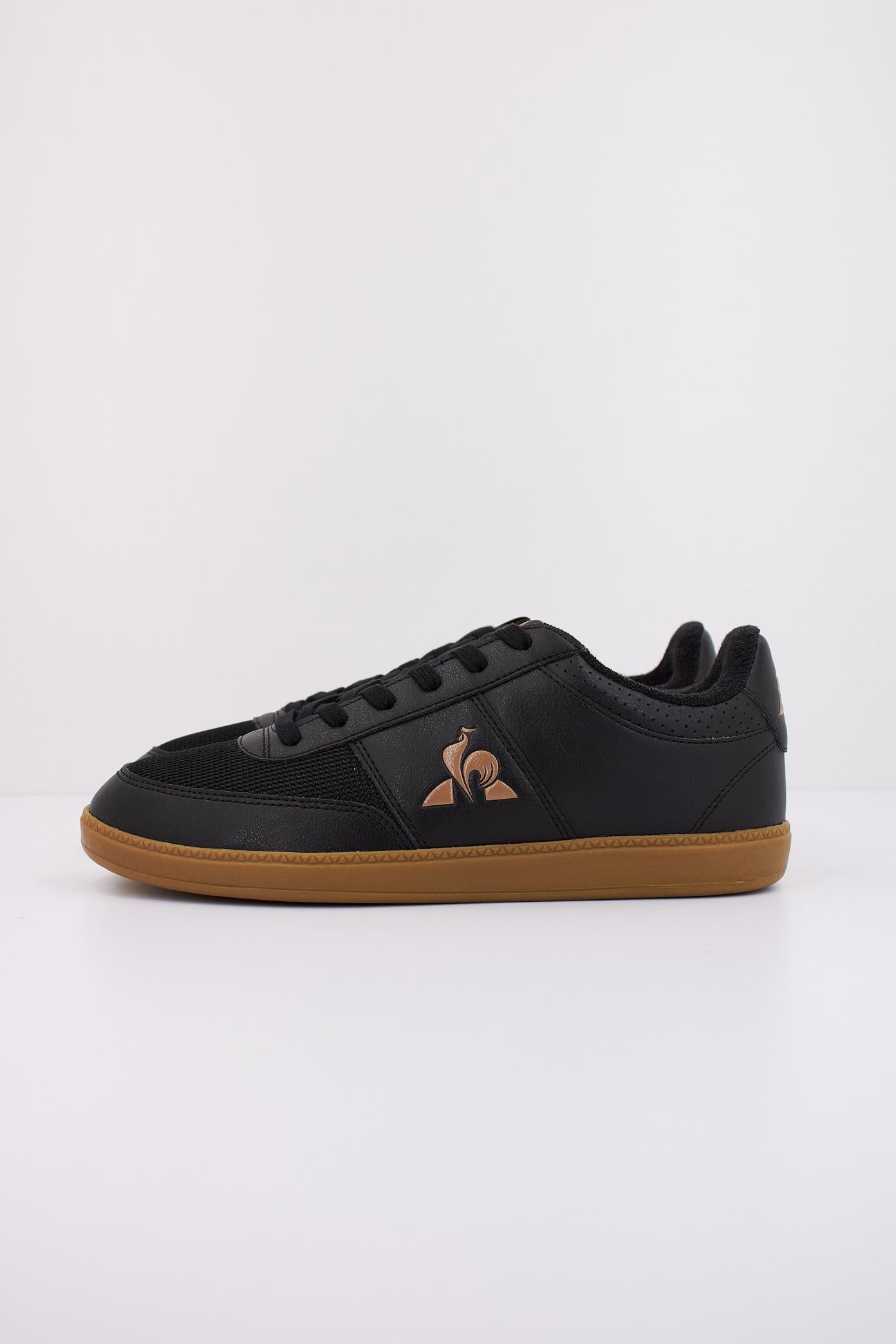 LE COQ SPORTIF LCS DERBY_ en color NEGRO (1)