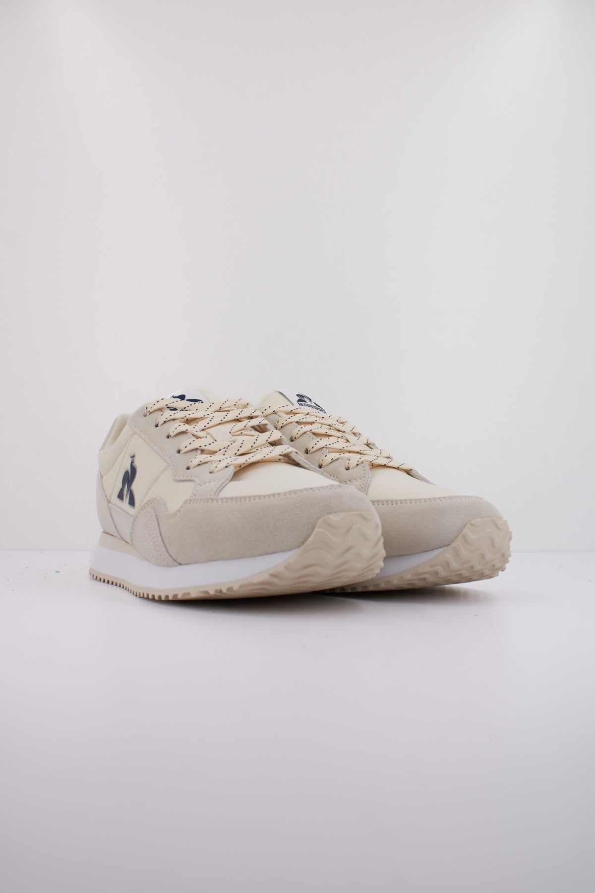 LE COQ SPORTIF JET STAR_ en color BEIS (2)