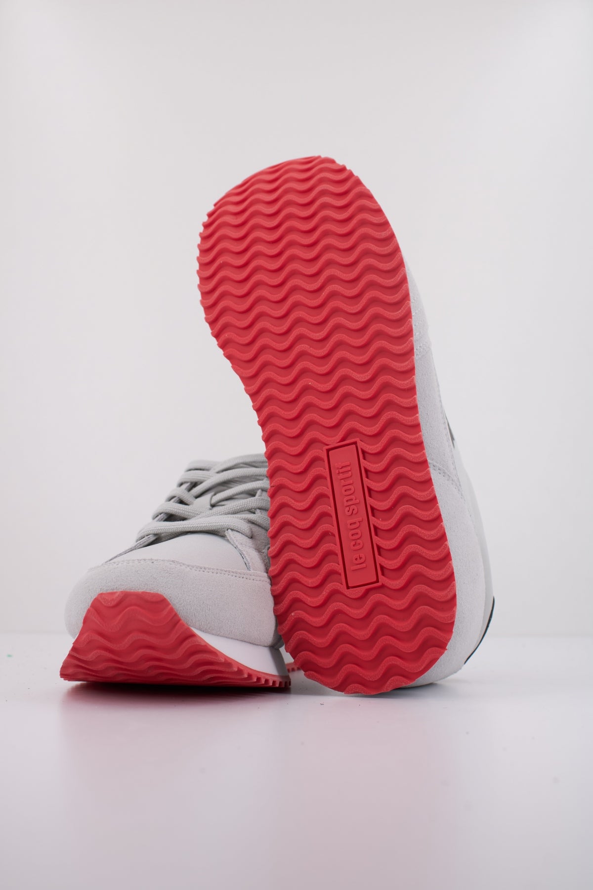 LE COQ SPORTIF JET STAR_ en color GRIS (5)