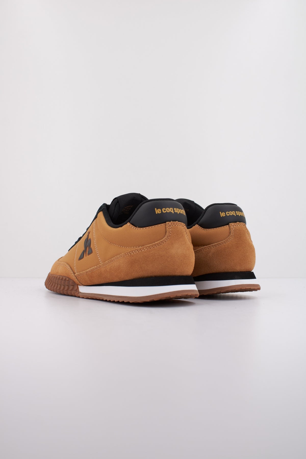 LE COQ SPORTIF VELOCE I en color MARRON (4)