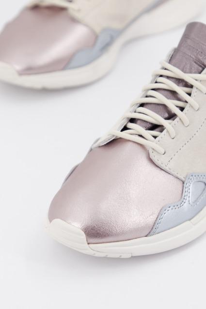 LE COQ SPORTIF S R FLOW W METALLIC LEATH en color BEIS (2)