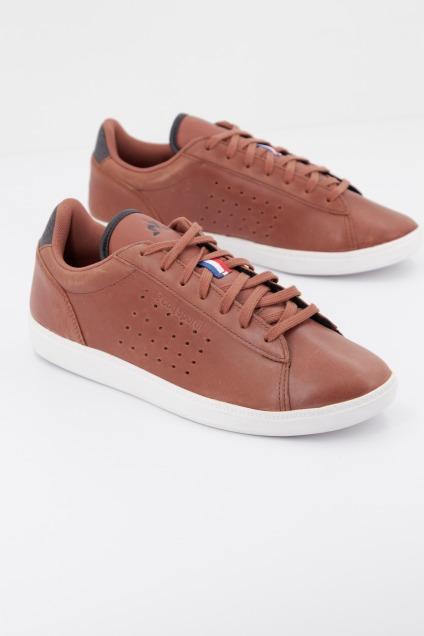 LE COQ SPORTIF COURTSTAR WINTER LEATHER en color MARRON (1)