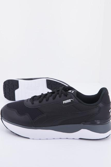 PUMA R VOYAGE en color NEGRO (1)