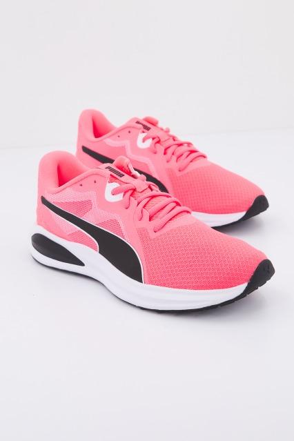 PUMA TWITCH RUNNER en color ROSA (3)