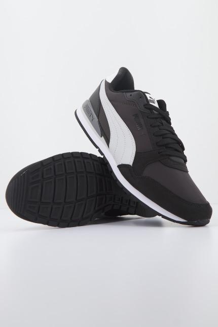 PUMA RUNNER V NL en color NEGRO (1)