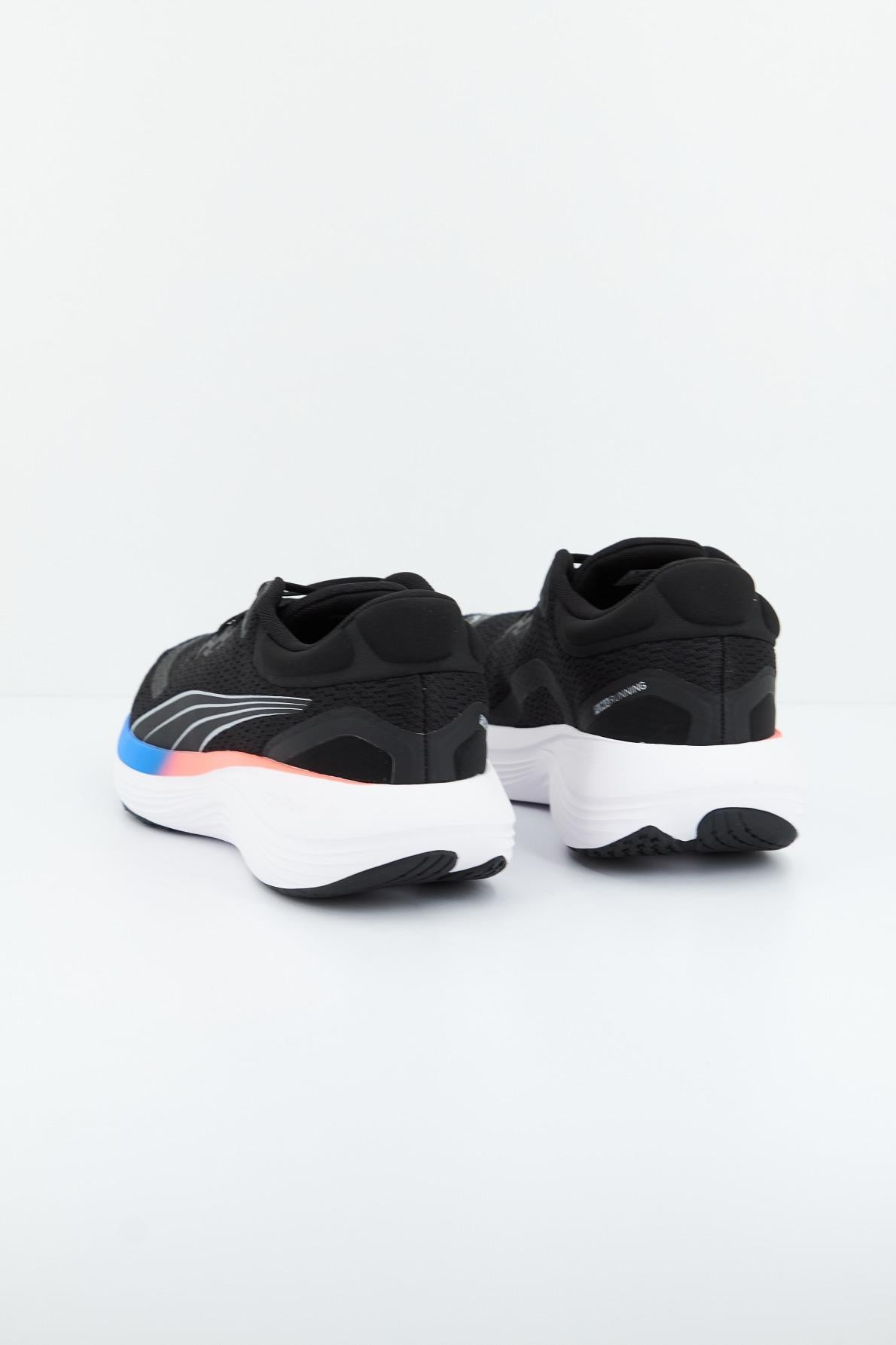 PUMA SCEND PRO en color NEGRO (2)
