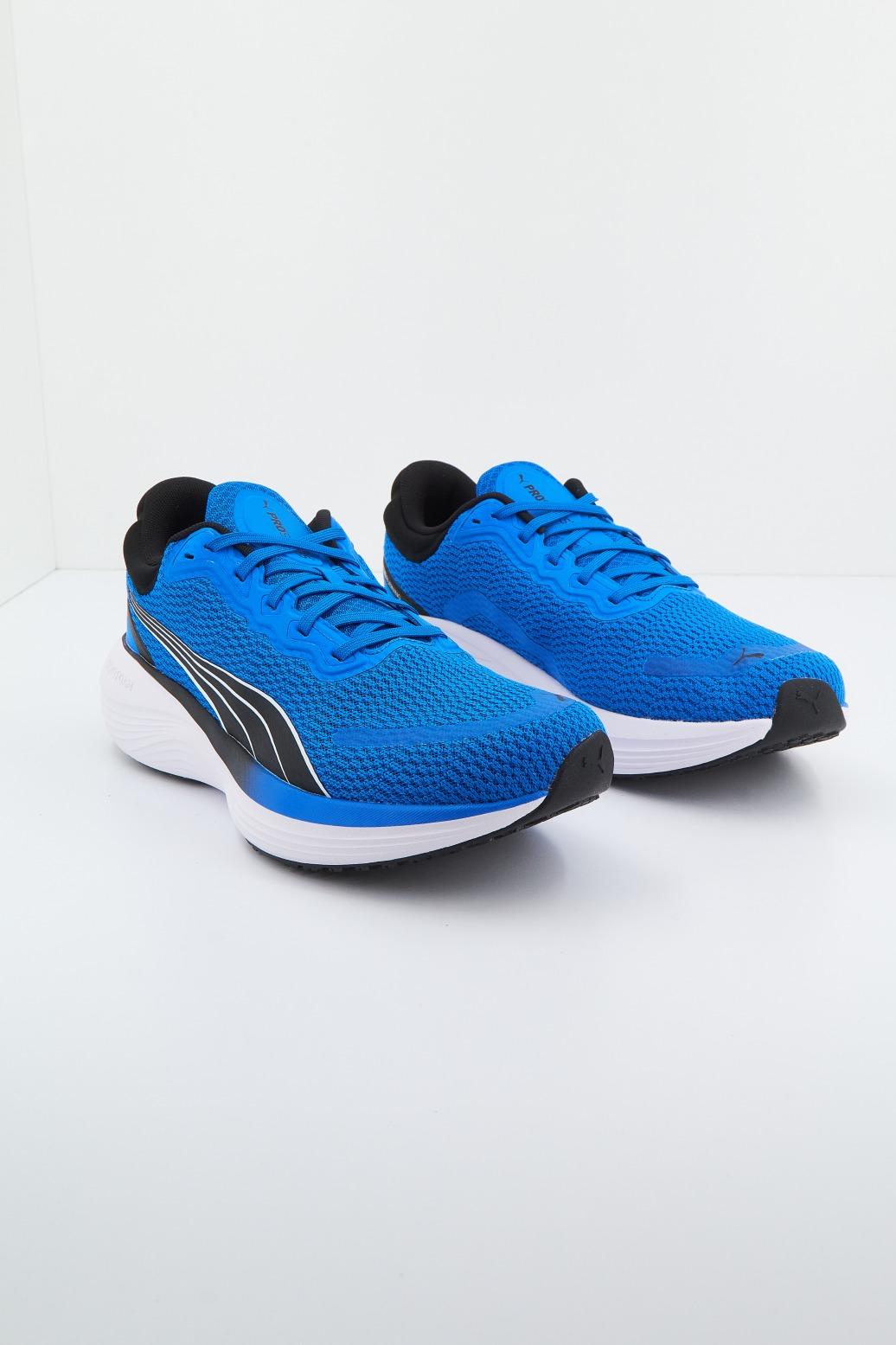 PUMA SCEND PRO en color AZUL (1)