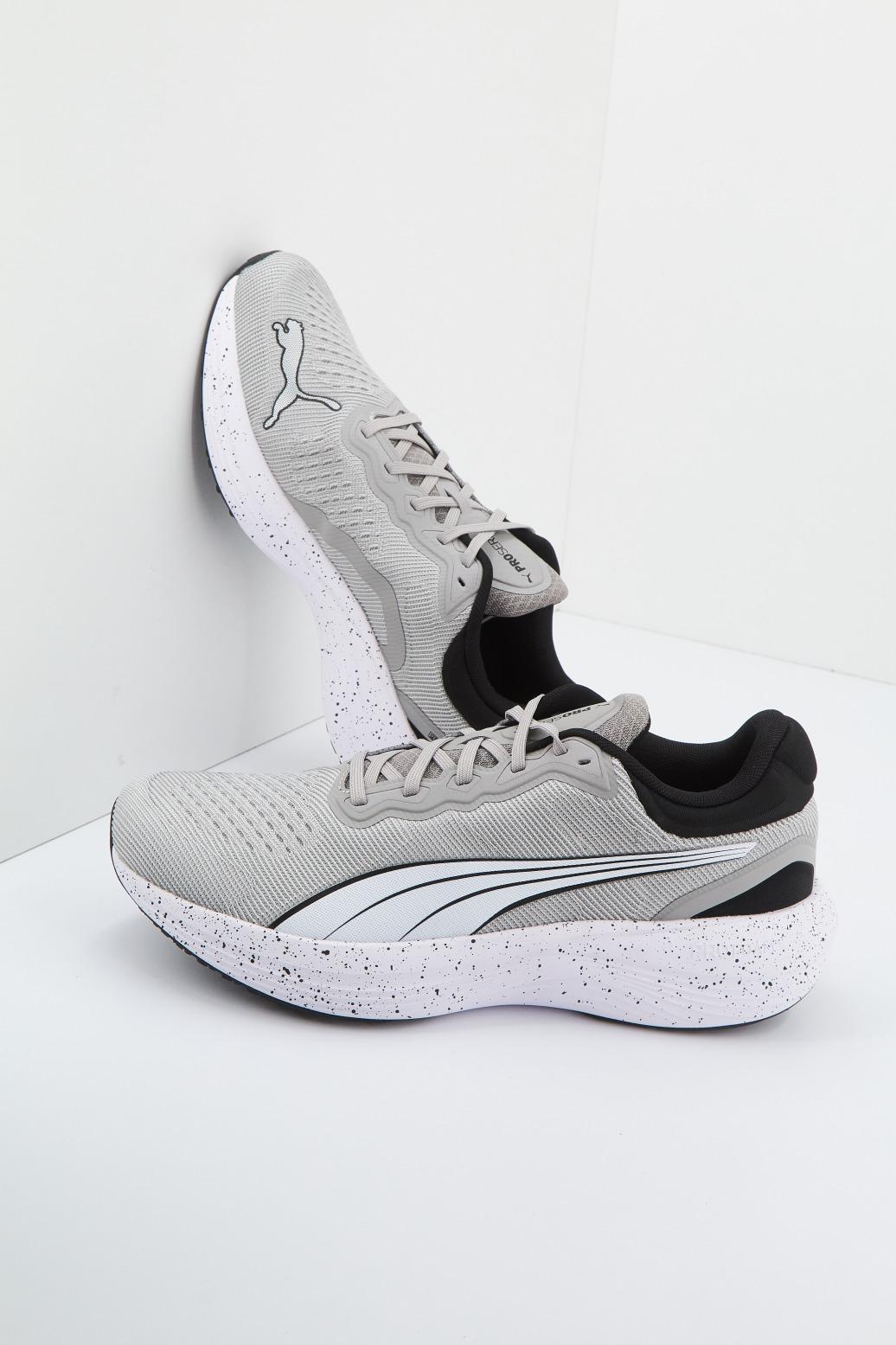 PUMA SCEND PRO ENGINEERED en color GRIS (4)
