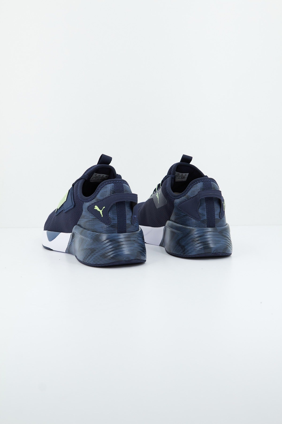 PUMA RETALIATE HYPERWAV en color AZUL (2)