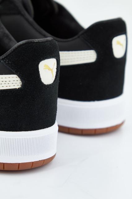 PUMA COURT ULTRA YEARS en color NEGRO (4)
