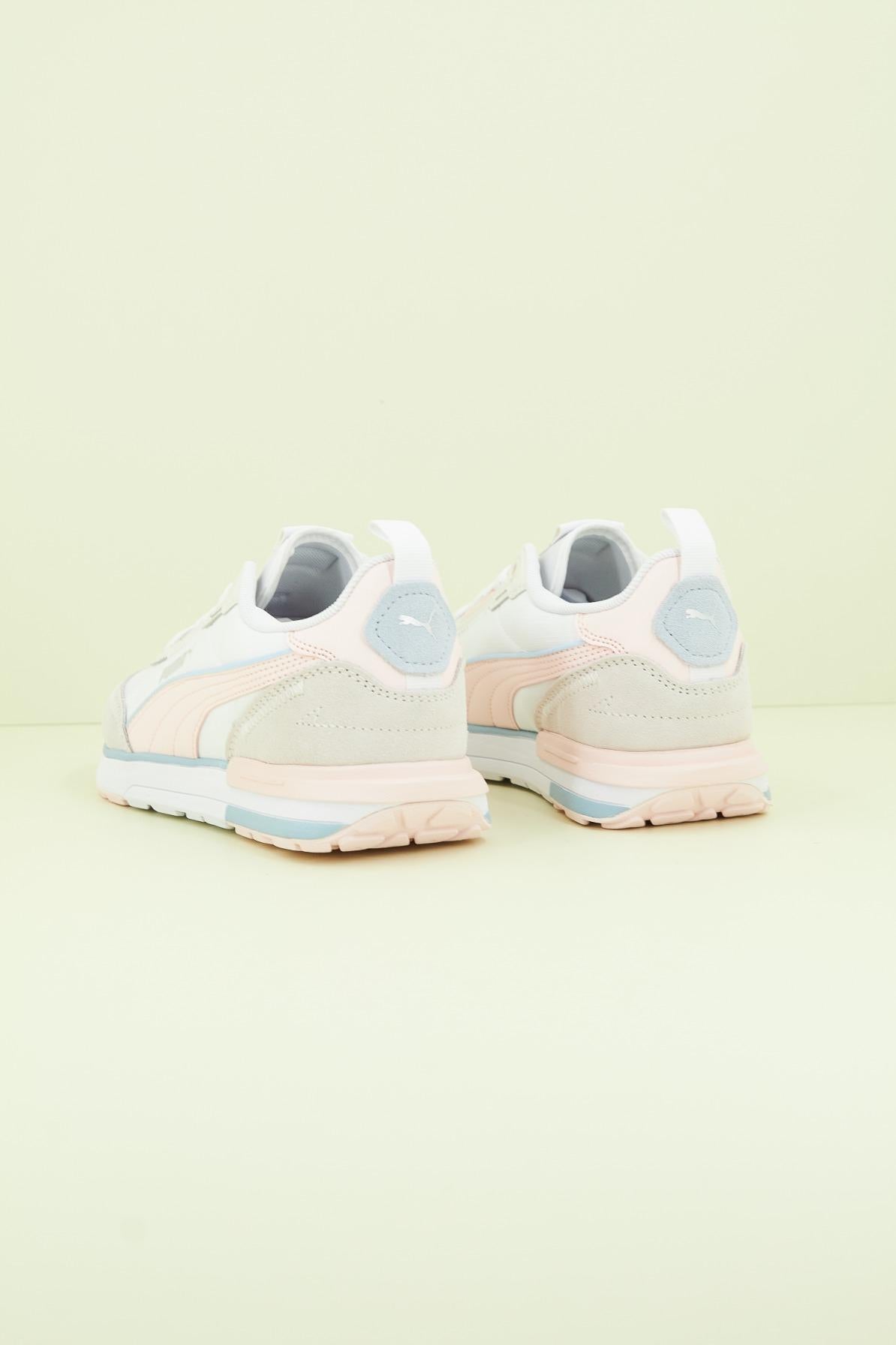 PUMA R en color BLANCO (2)