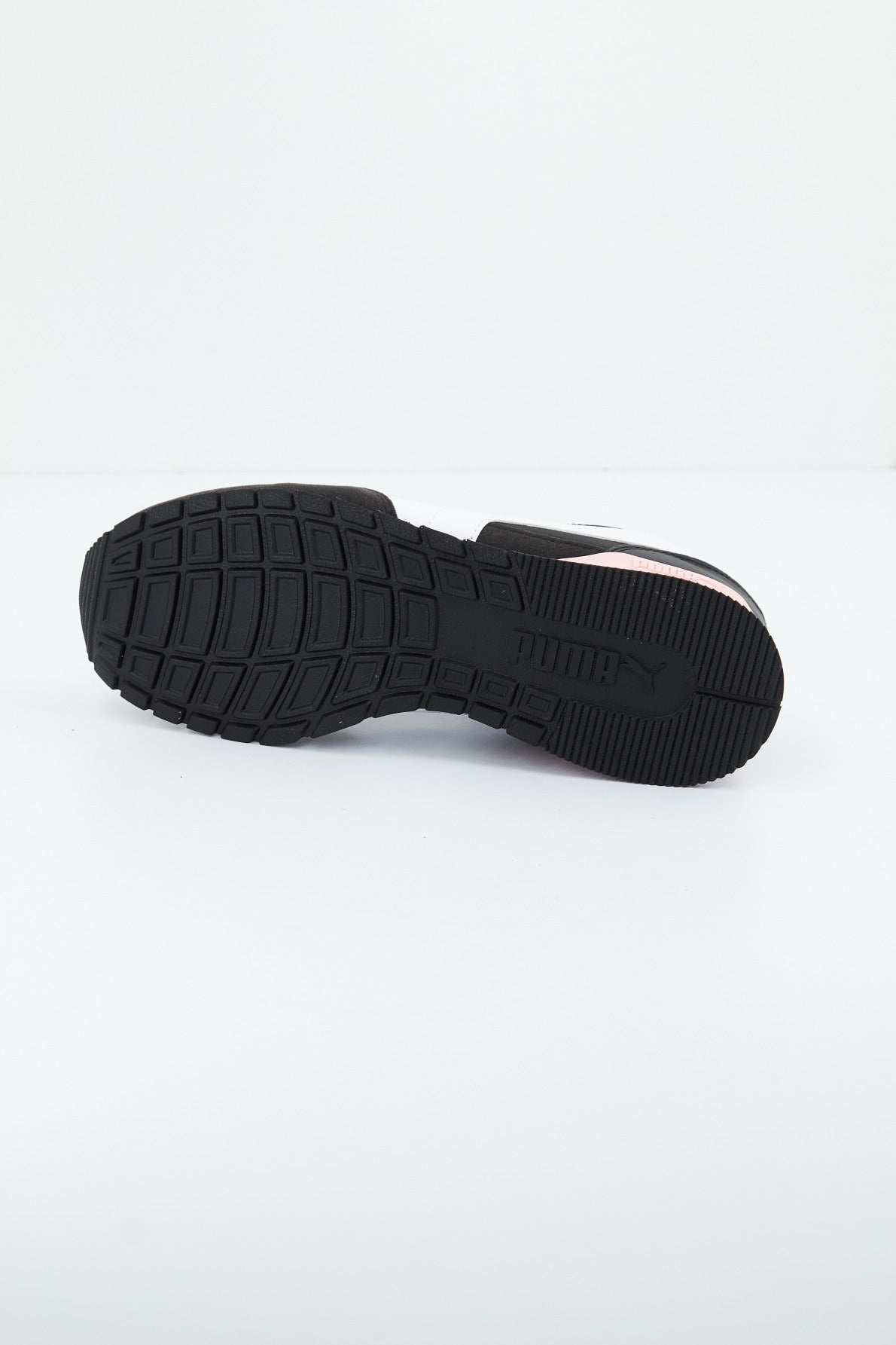 PUMA ST RUNNER V NL en color NEGRO (4)