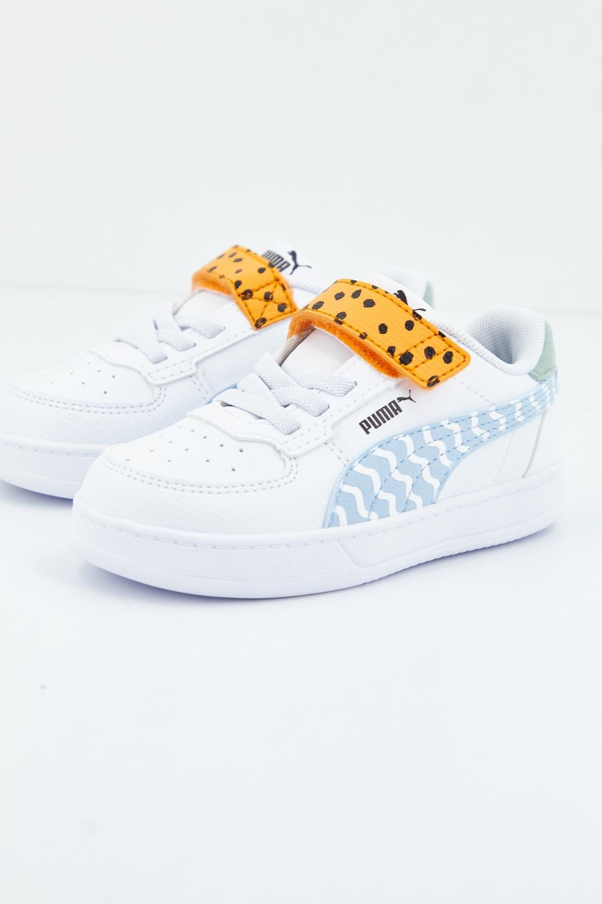 PUMA CAVEN . MIX M en color BLANCO (2)
