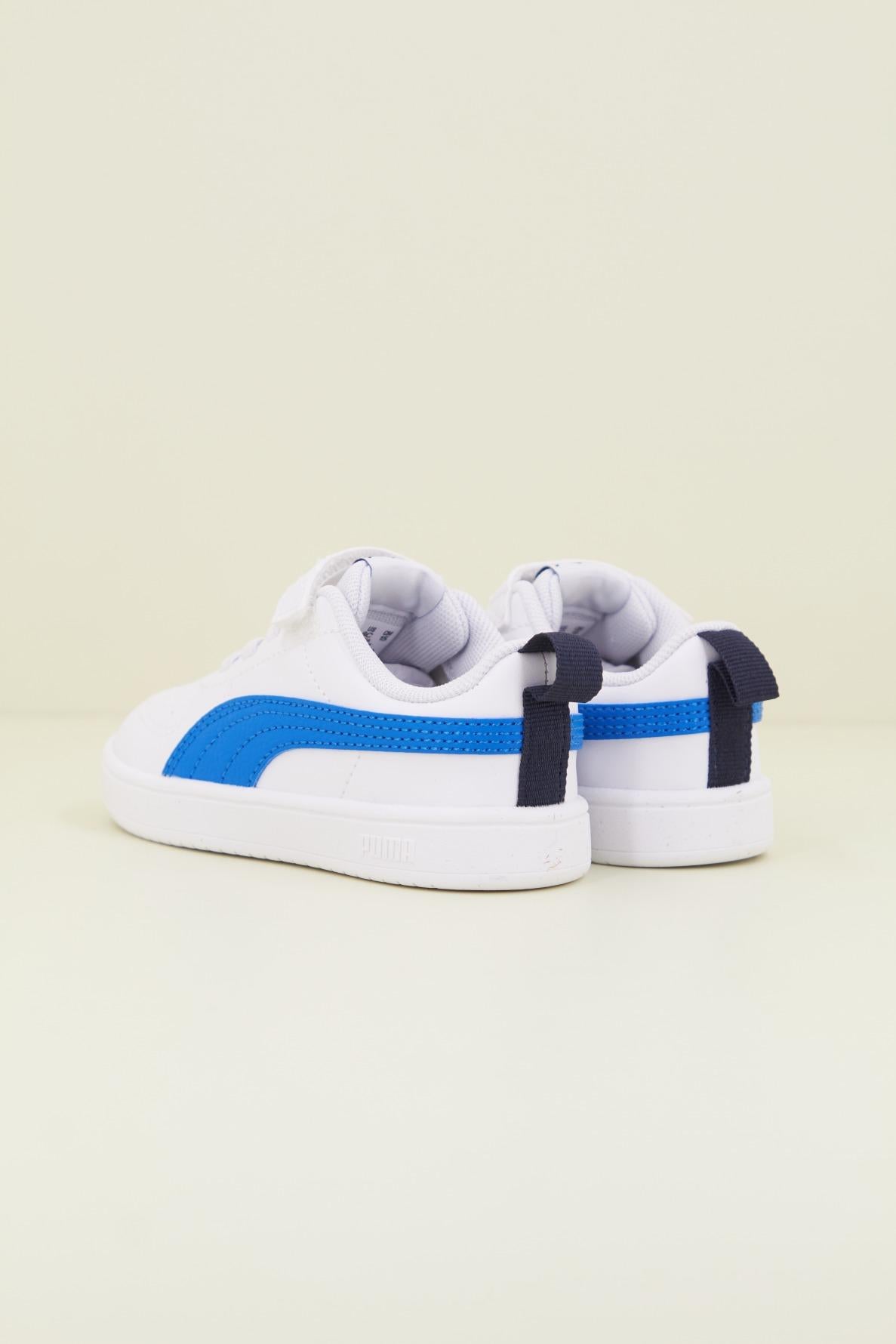 PUMA RICKIE AC INF en color BLANCO (3)