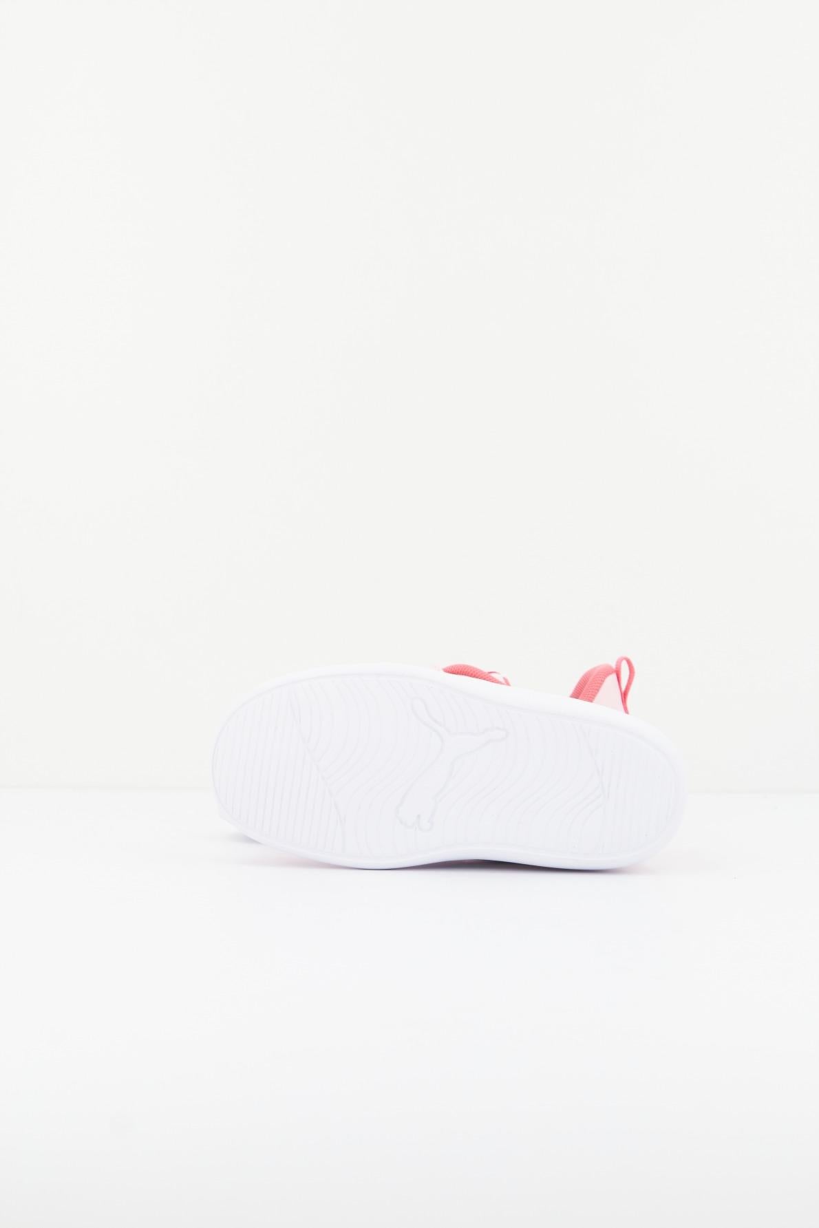 PUMA COURTFLEX V V INF en color ROSA (4)