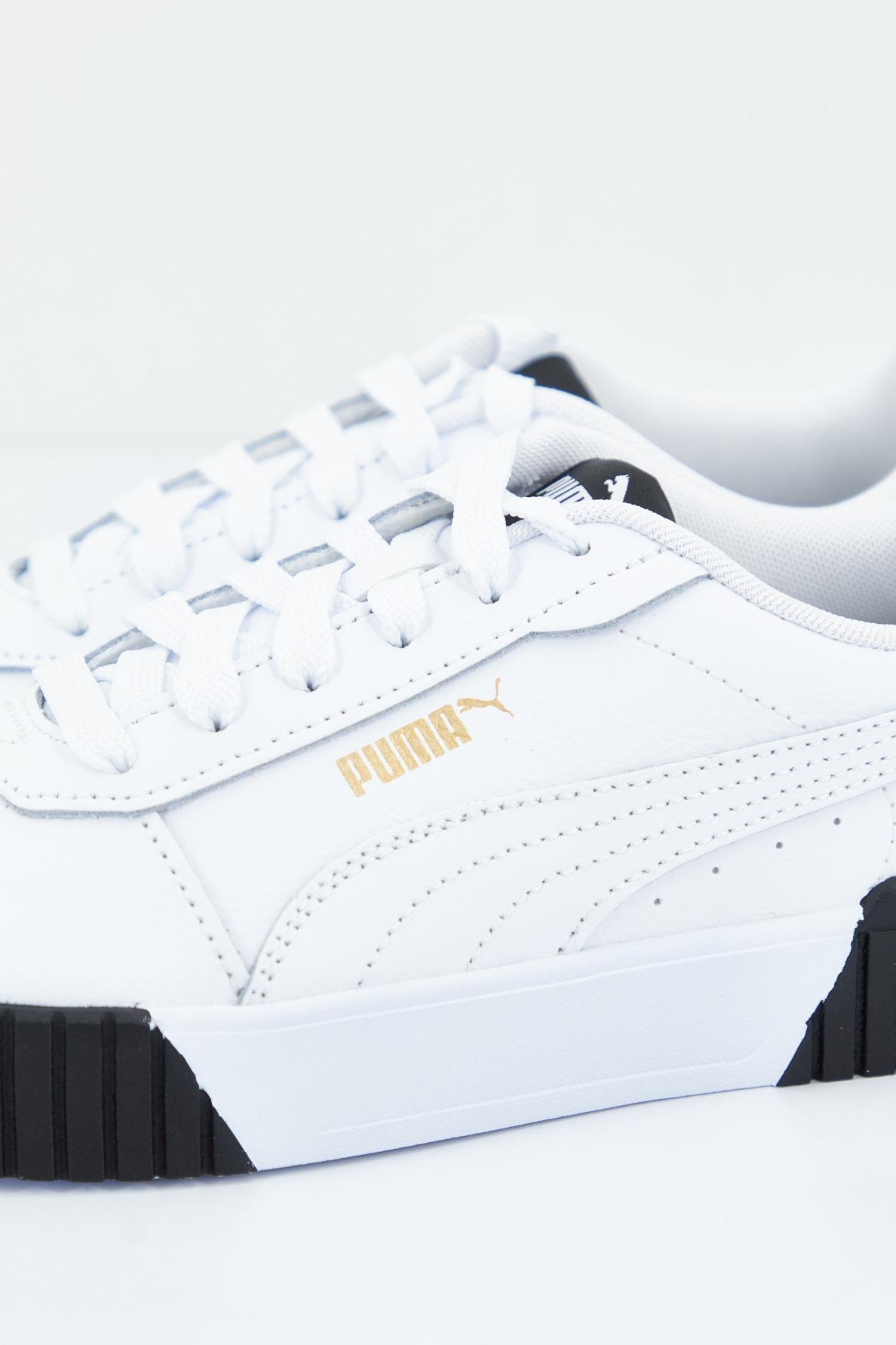 PUMA CARINA . en color BLANCO (4)