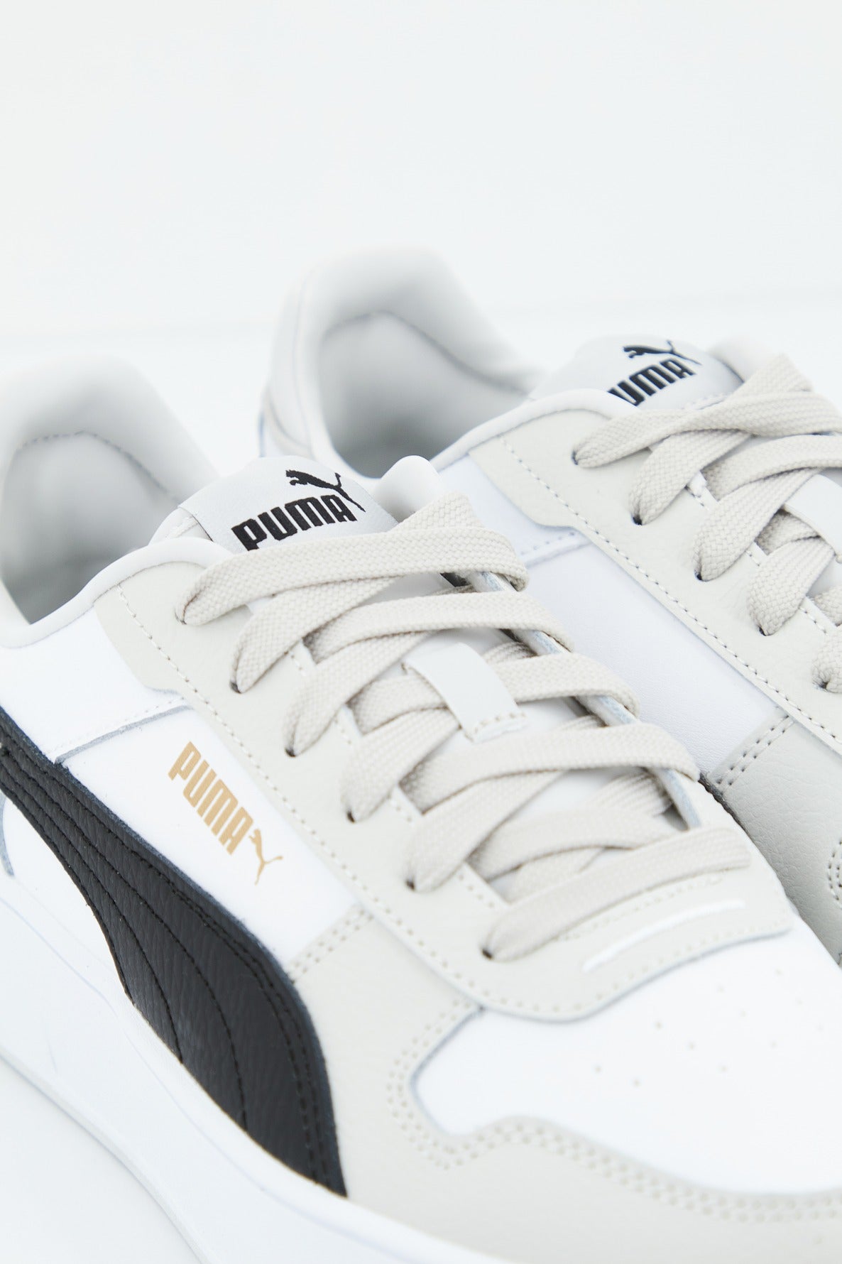 PUMA CARINA STREET en color BLANCO (4)