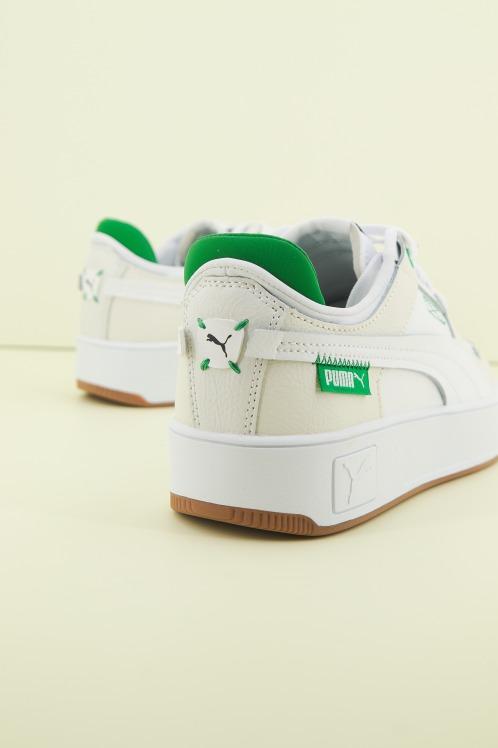 PUMA CARINA STREET WIP en color BLANCO (3)