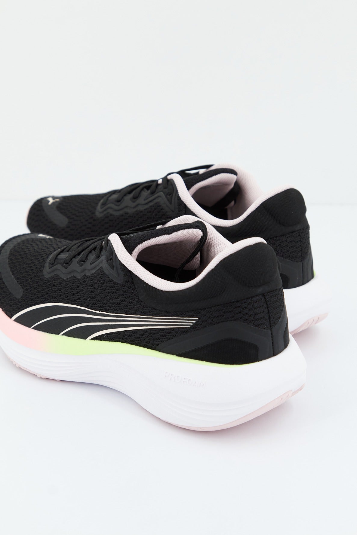 PUMA SCEND PRO en color NEGRO (3)