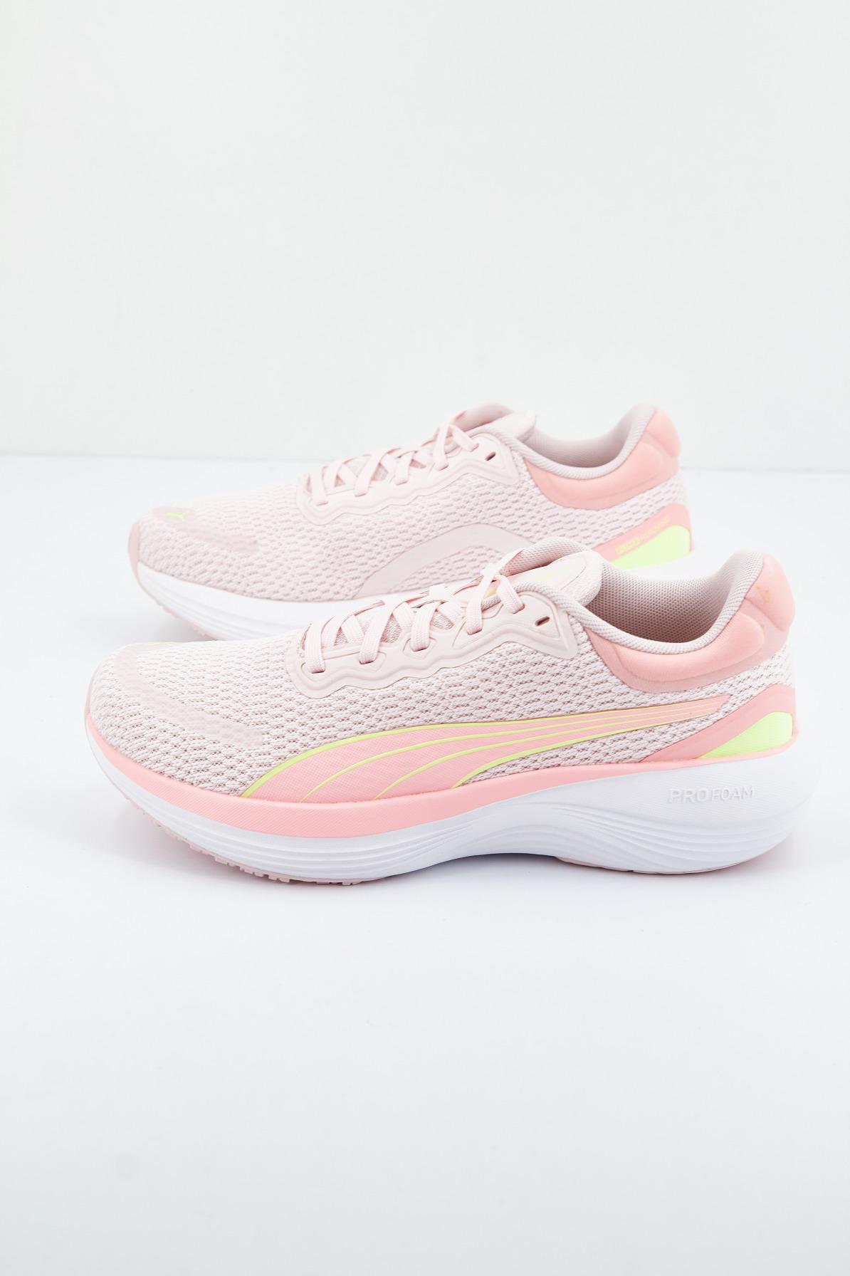 PUMA SCEND PRO en color ROSA (2)