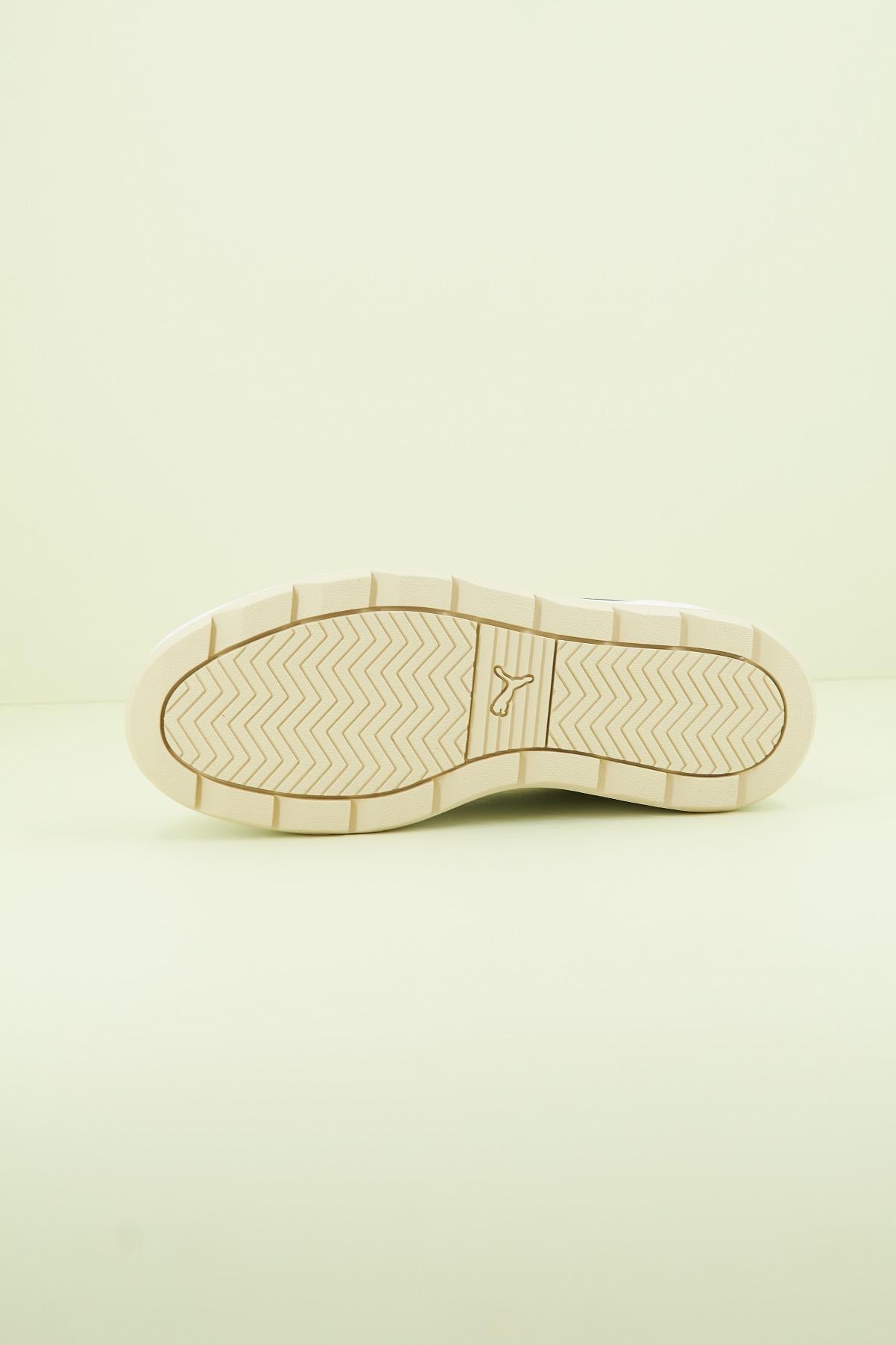 PUMA KARMEN REBELLE en color BLANCO (4)