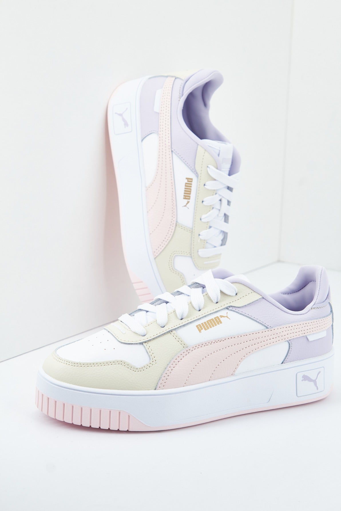PUMA CARINA STREET en color BLANCO (1)