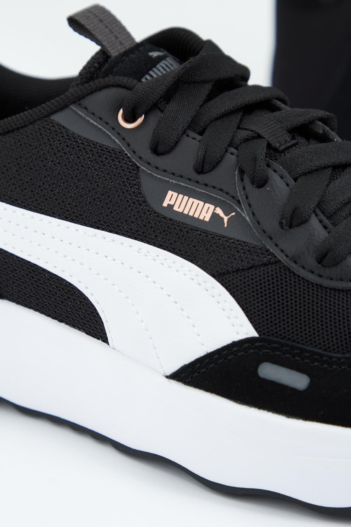 PUMA RUNTAMED PLATFORM en color NEGRO (4)