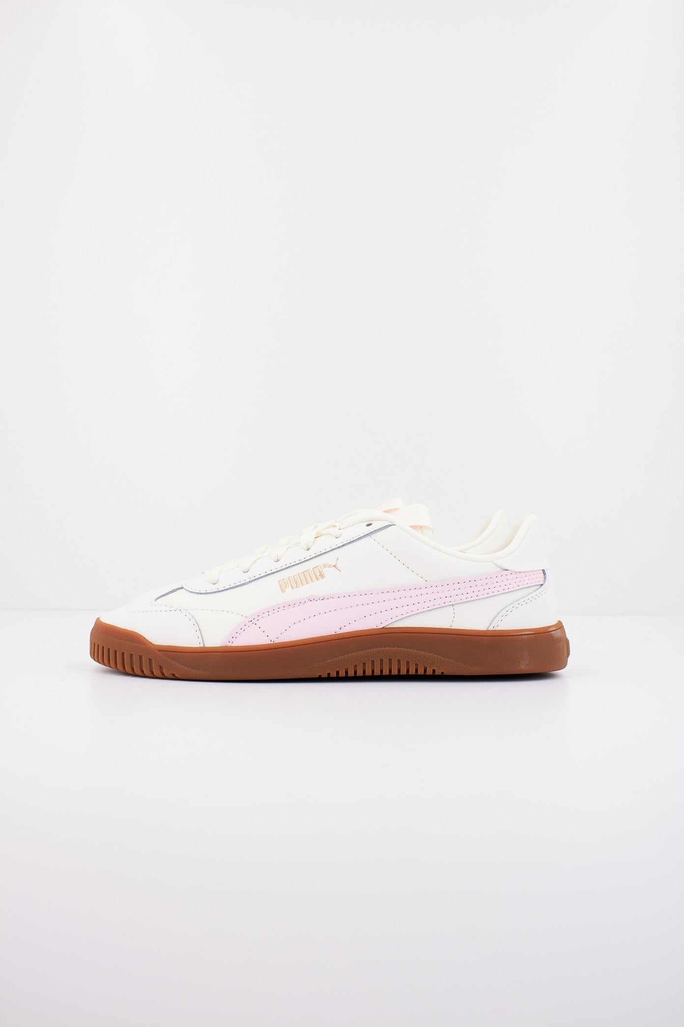 PUMA PUMA CLUB V en color BLANCO (1)