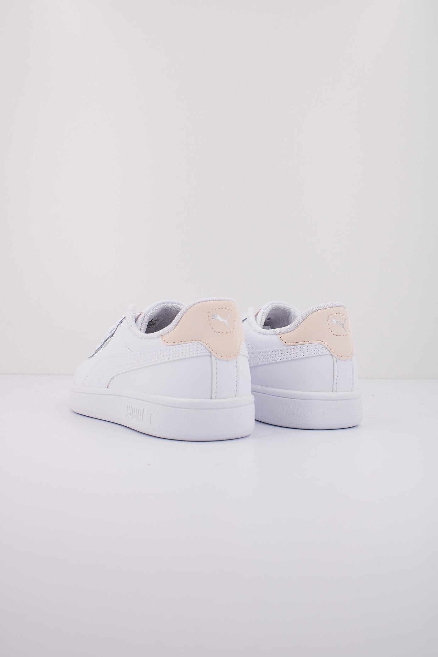 PUMA PUMA SMASH . en color BLANCO (3)