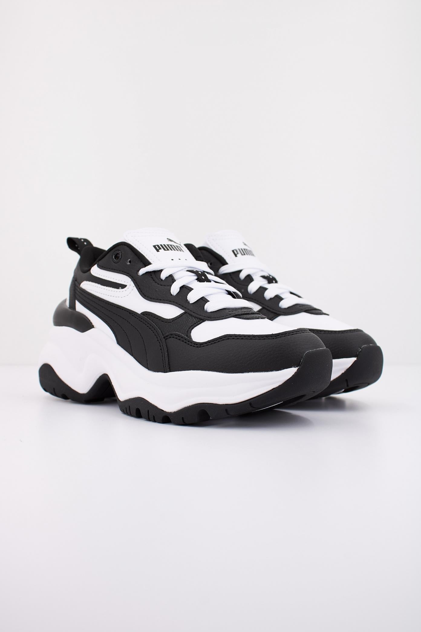 PUMA CILIA WEDGE en color NEGRO (2)