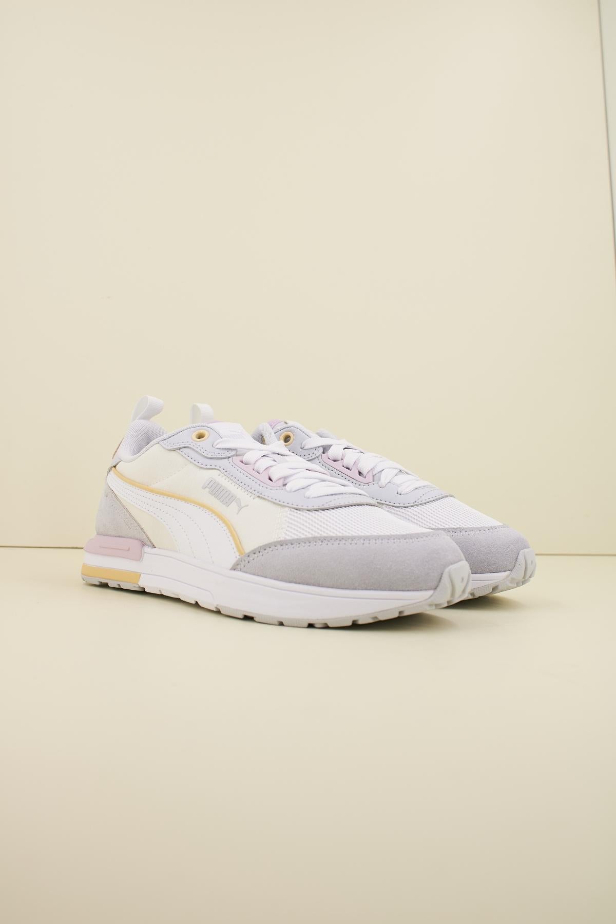 PUMA PUMA R en color BLANCO (2)