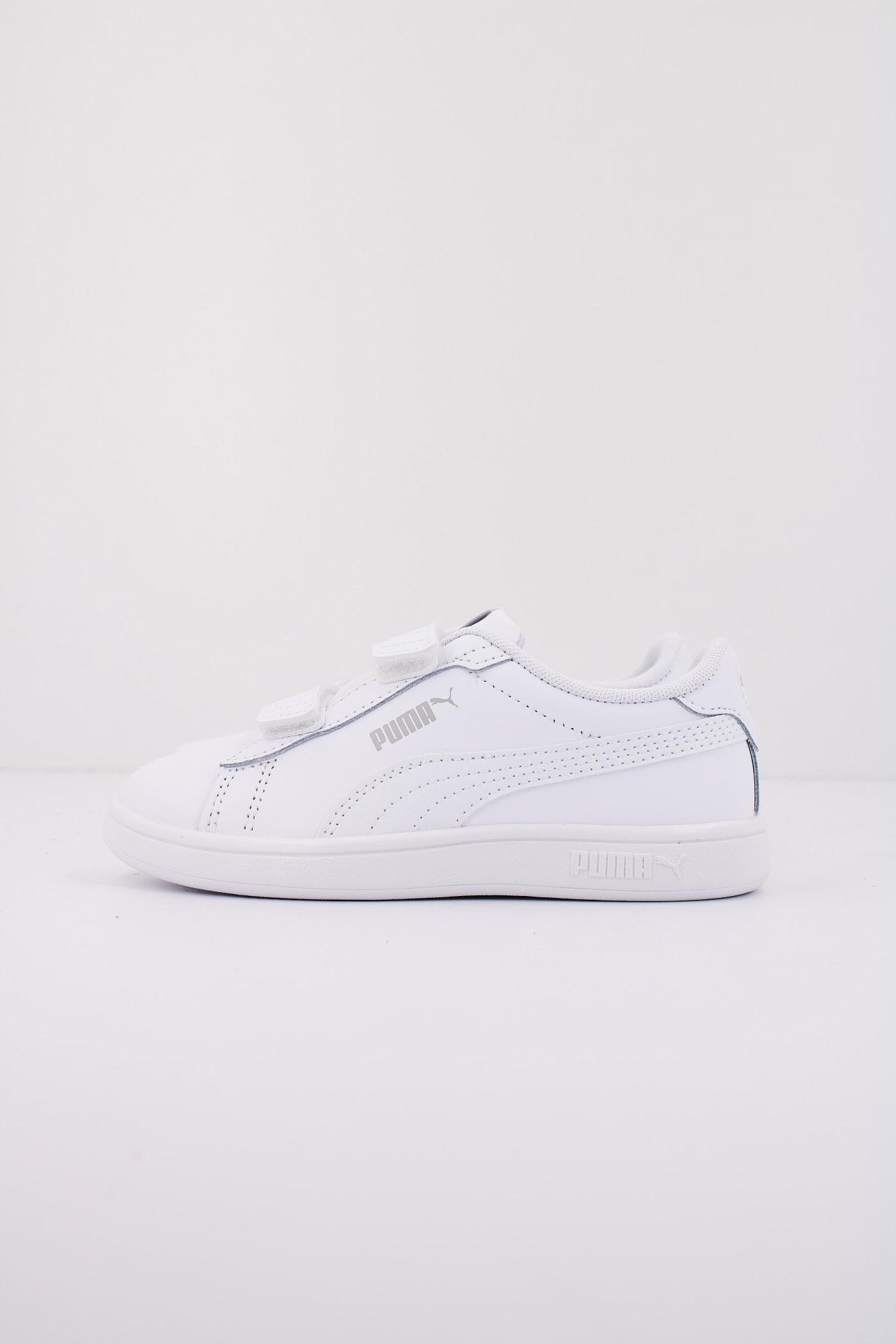 PUMA SMASH . en color BLANCO (1)