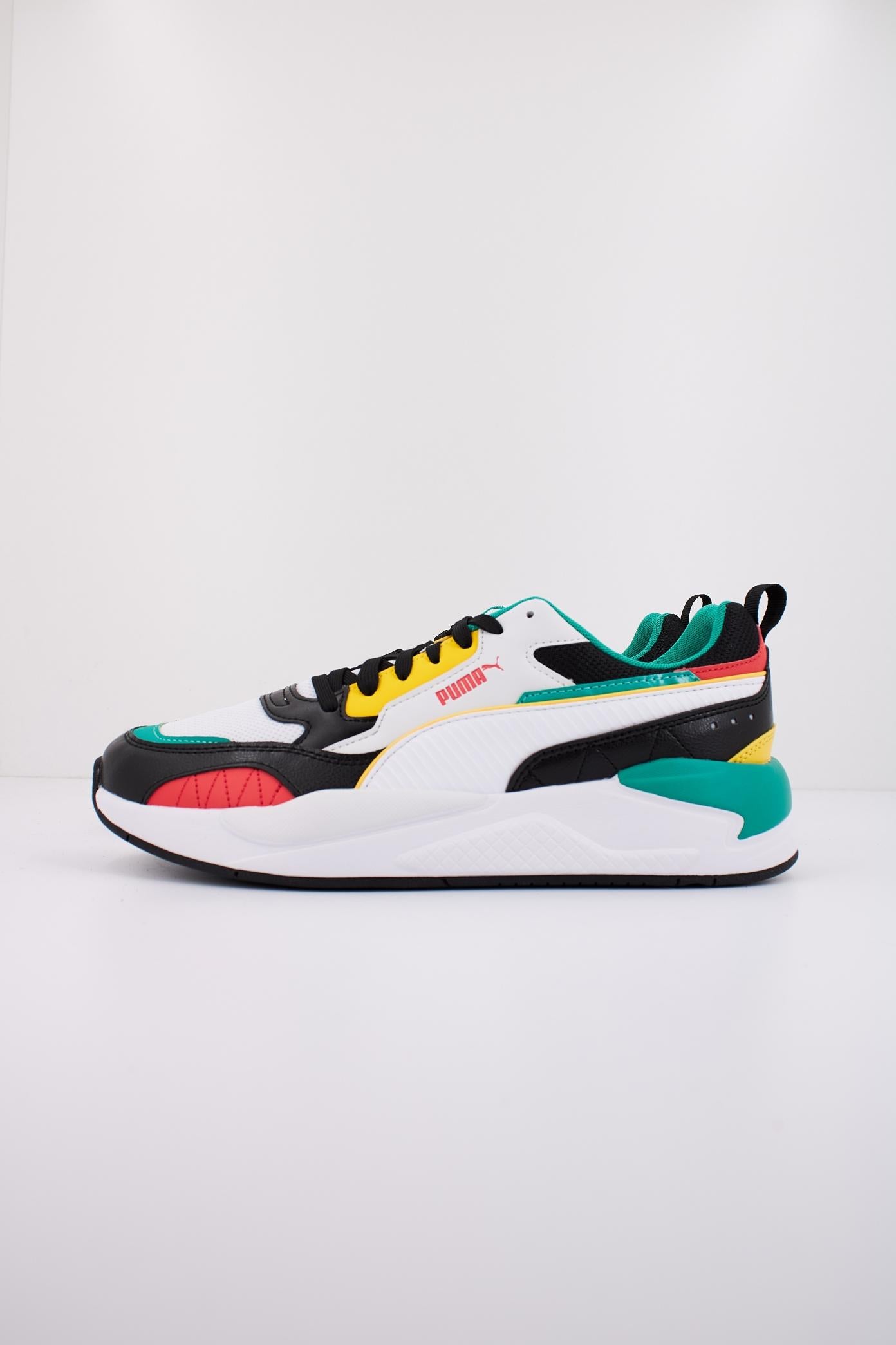 PUMA X-RAY SQUARE en color MULTICOLOR (1)