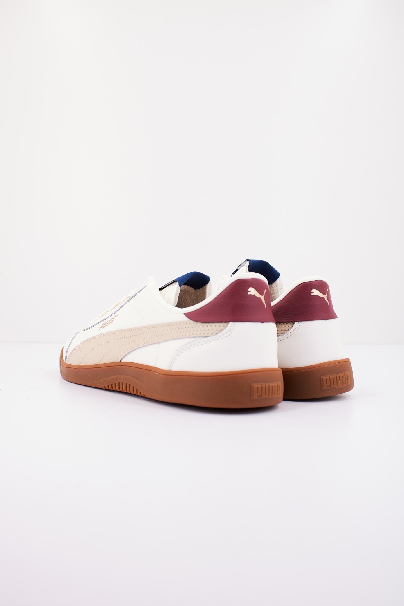 PUMA CLUB V en color BLANCO (3)