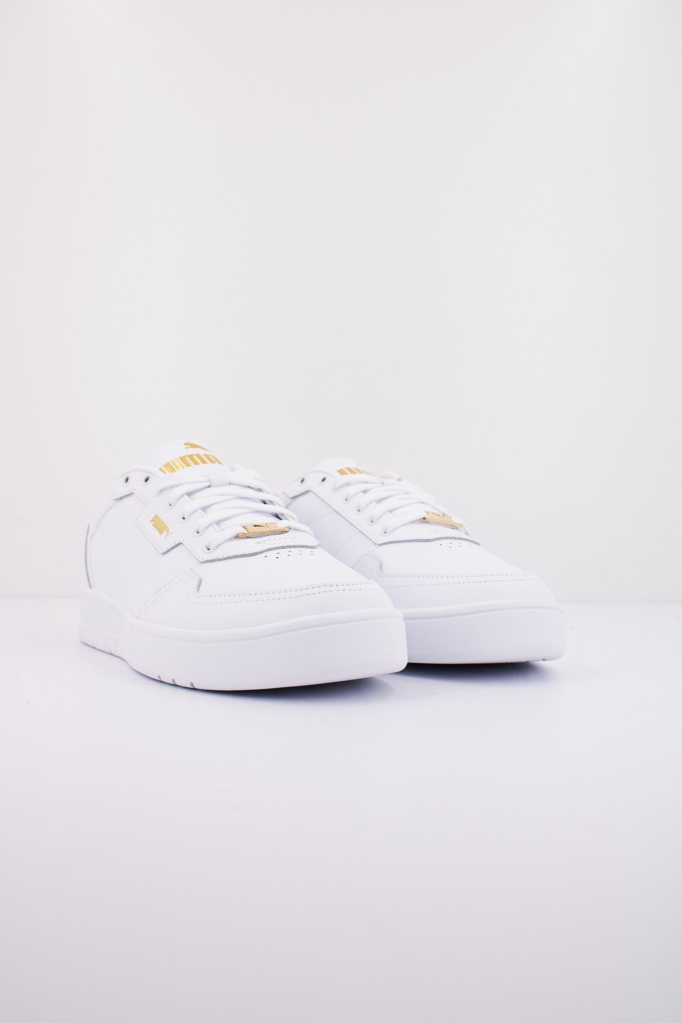PUMA COURT CLASSIC LUX en color BLANCO (2)