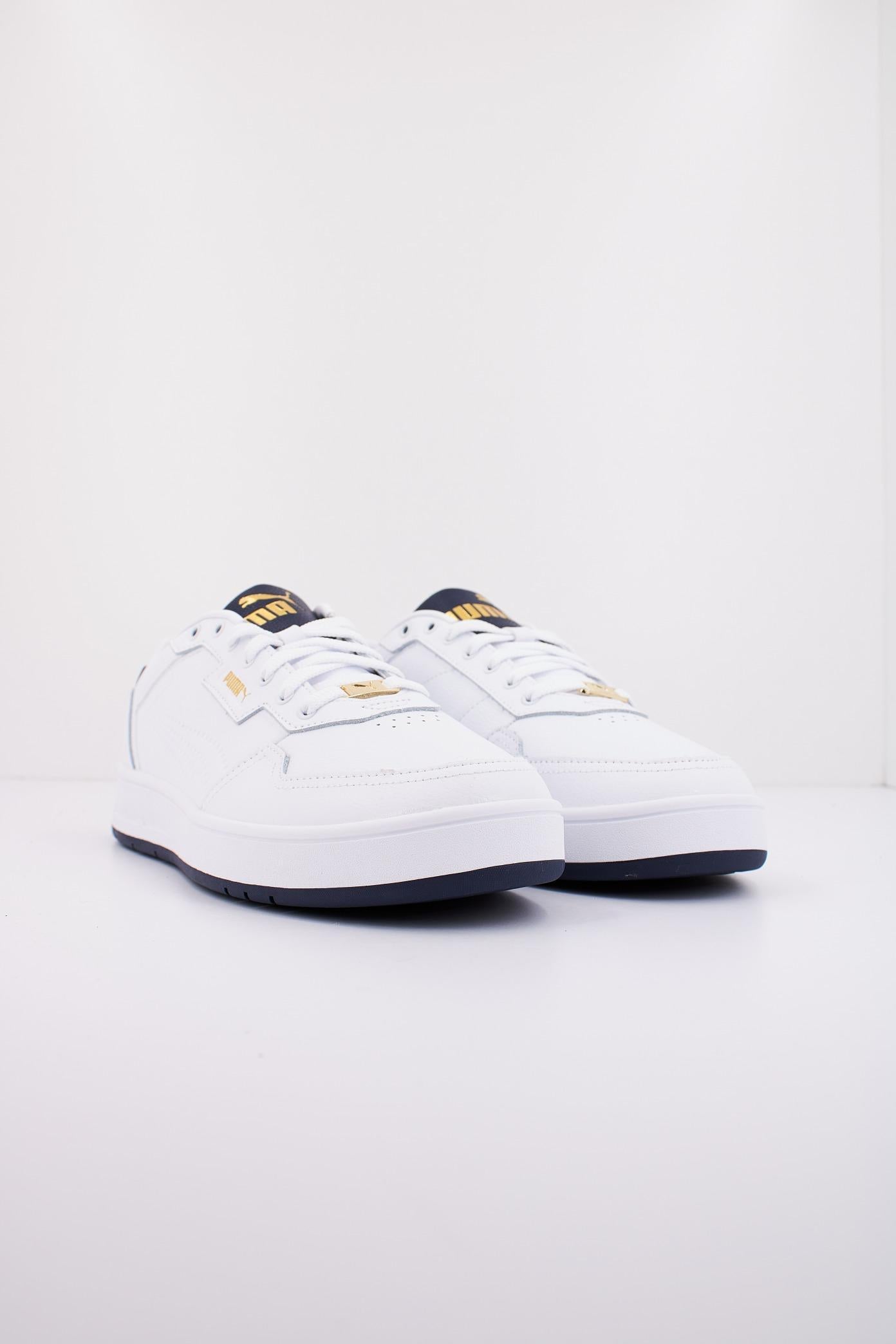 PUMA COURT CLASSIC LUX en color BLANCO (2)
