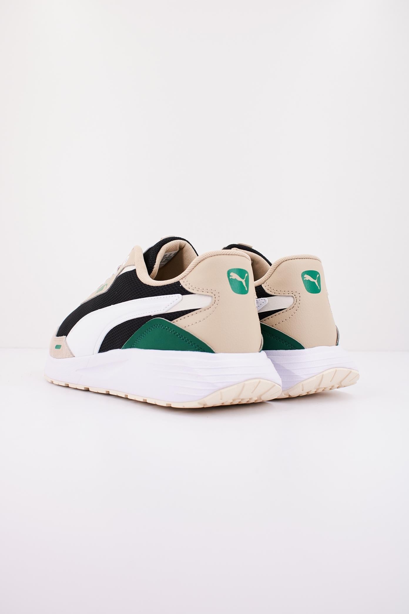 PUMA RUNTAMED en color BLANCO (3)