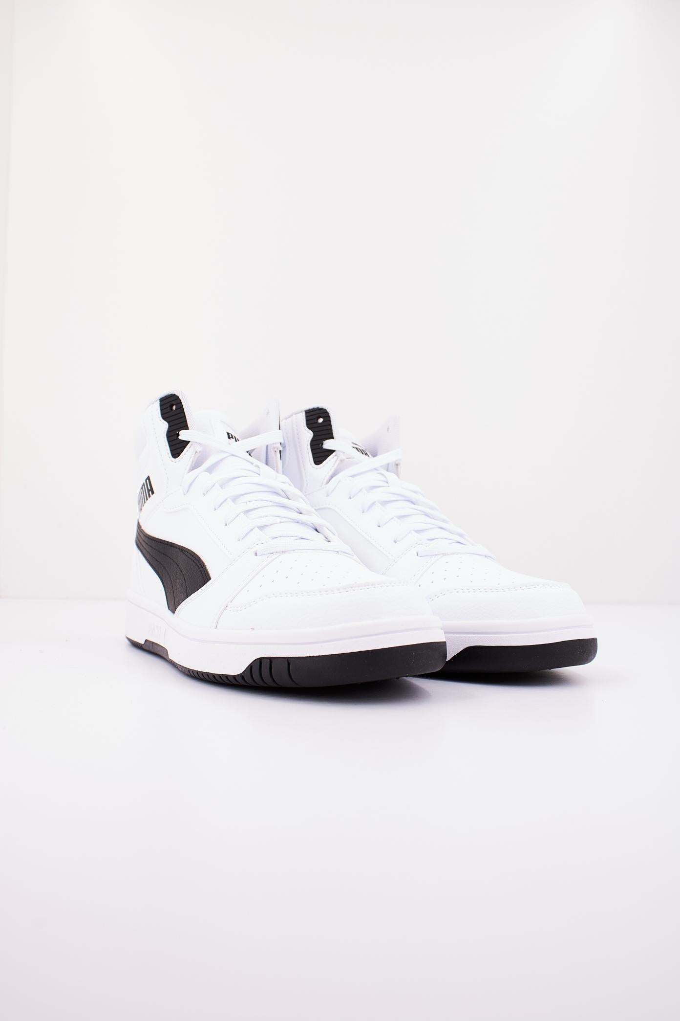 PUMA REBOUND V en color BLANCO (2)