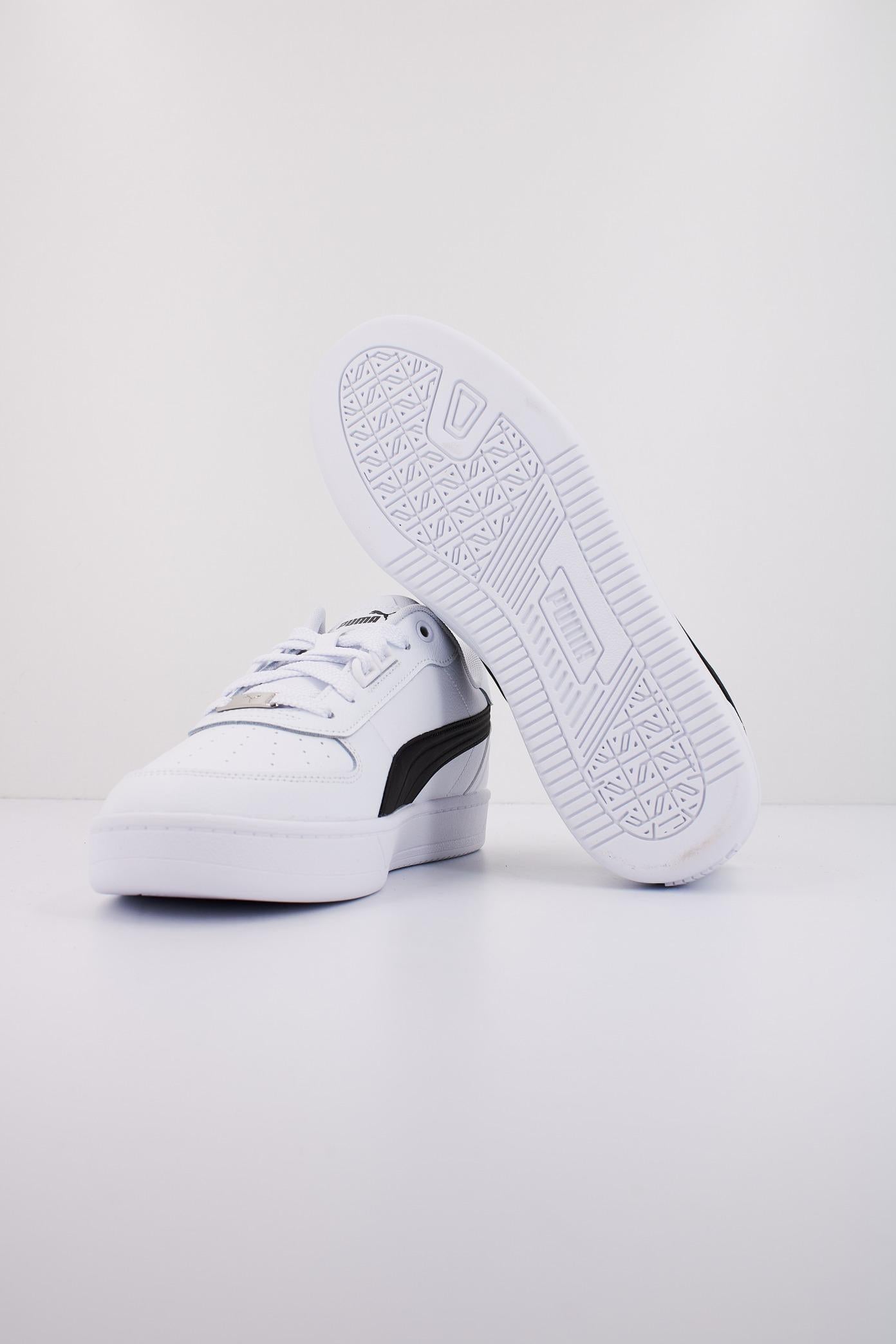 PUMA PUMA CAVEN . LUX en color BLANCO (4)