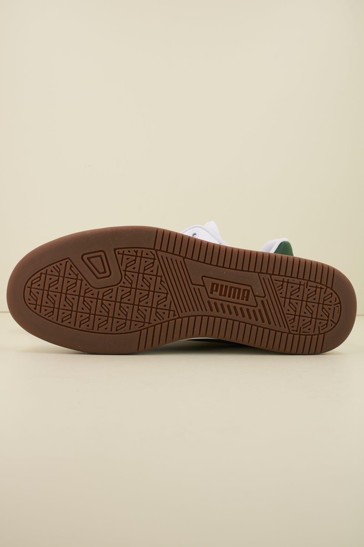 PUMA CAVEN . LUX en color BLANCO (4)