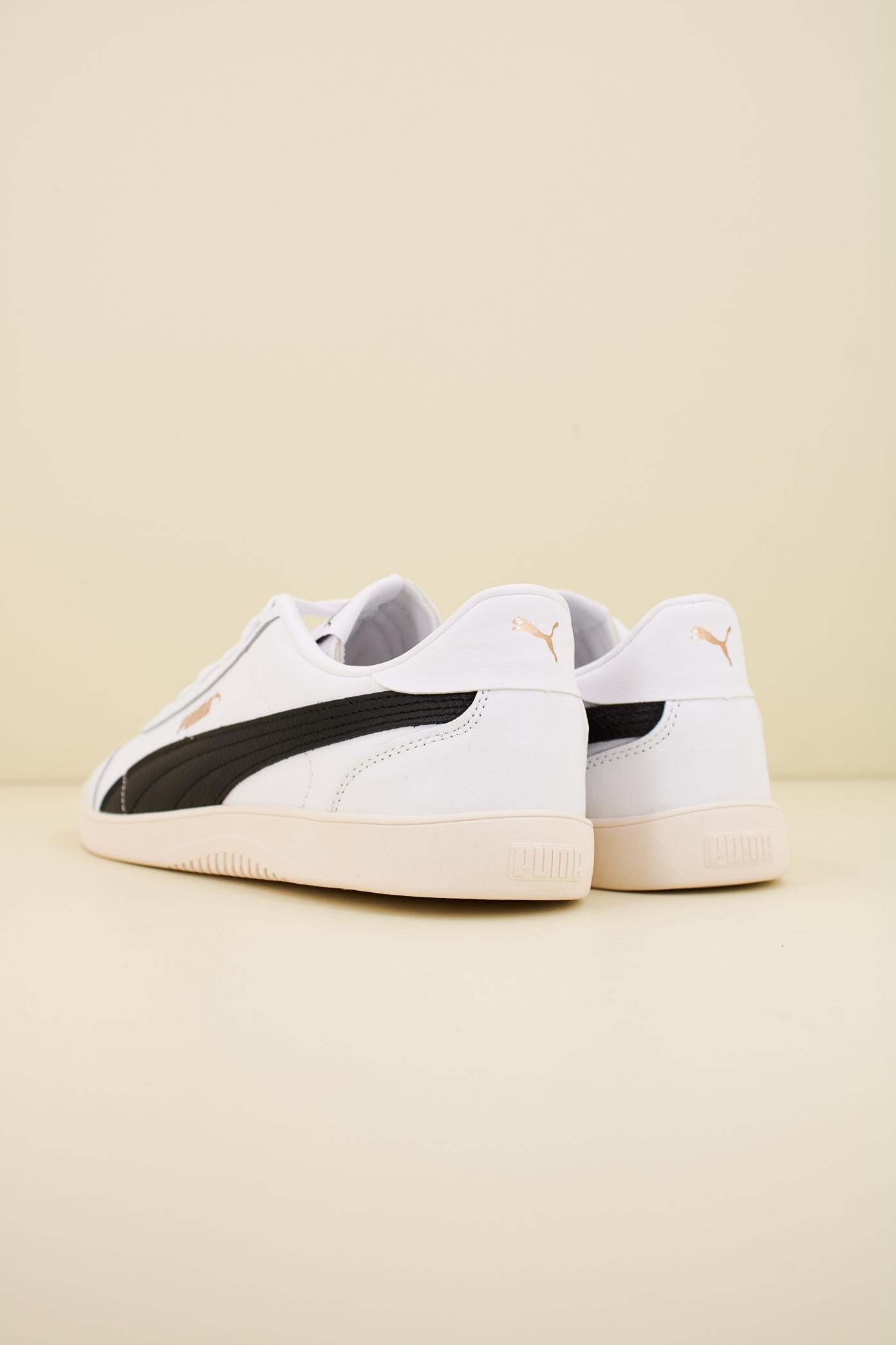 PUMA CLUB V en color BLANCO (3)